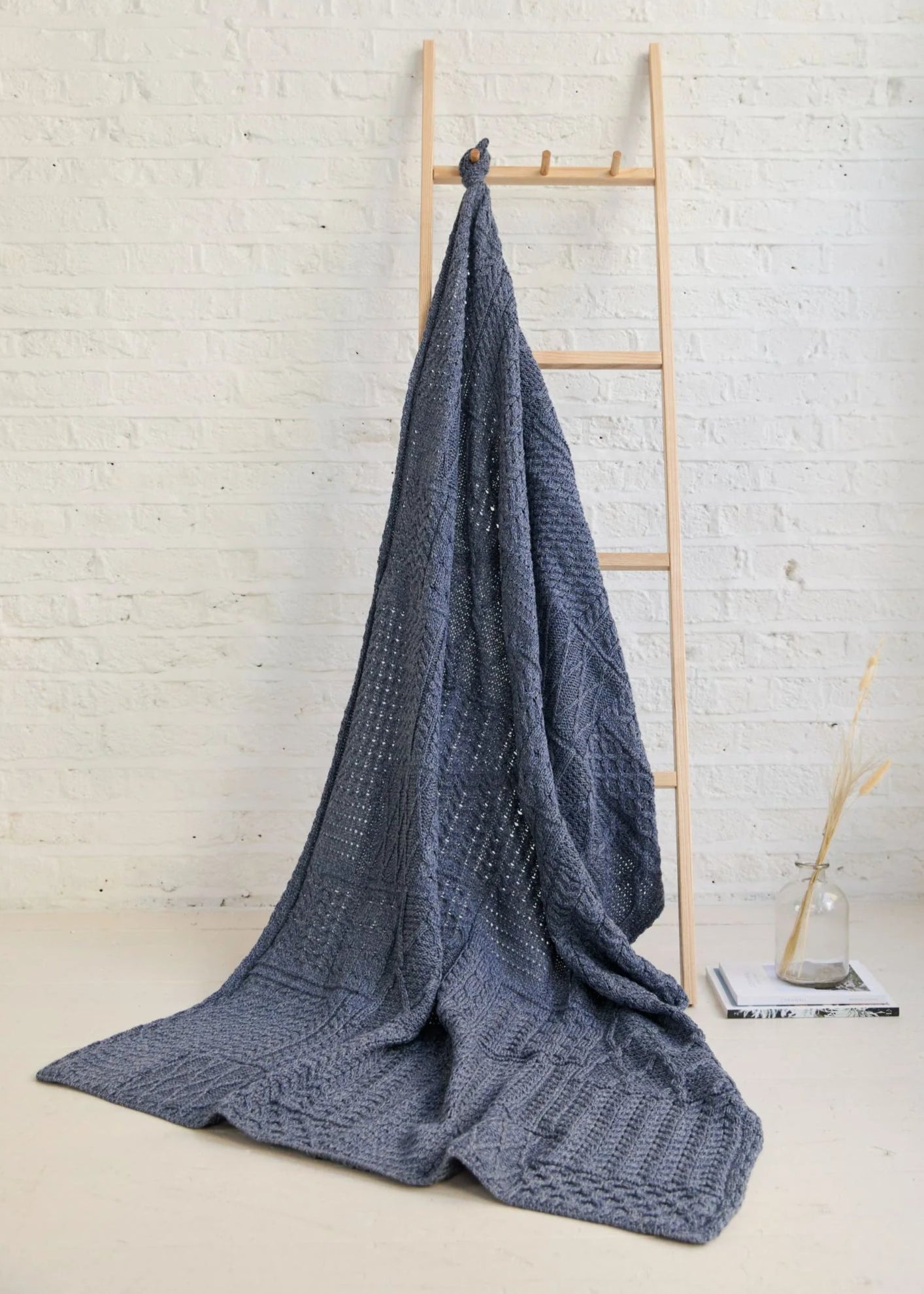 Stylish Aran Patchwork Denim Blanket - Cozy & Durable Throw for Home Decor, Bed, Sofa, or Outdoor Picnics