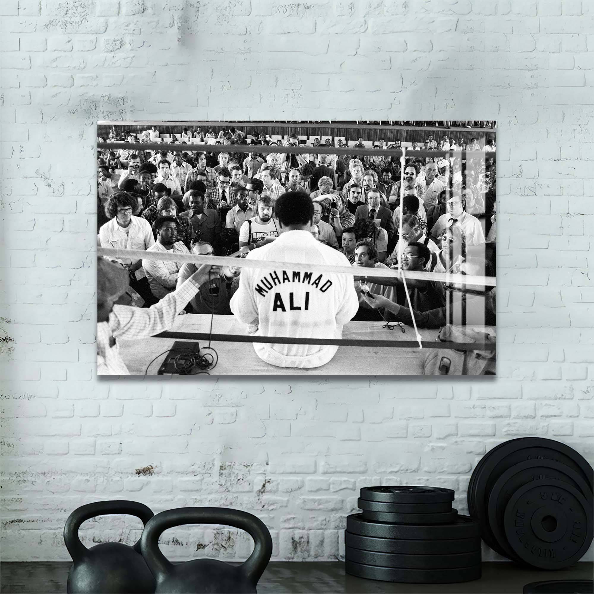 Muhammad Ali Boxing Gloves - Authentic Training & Sparring Gear for Boxing Enthusiasts | Perfect for Gym Workouts & Heavy Bag Training