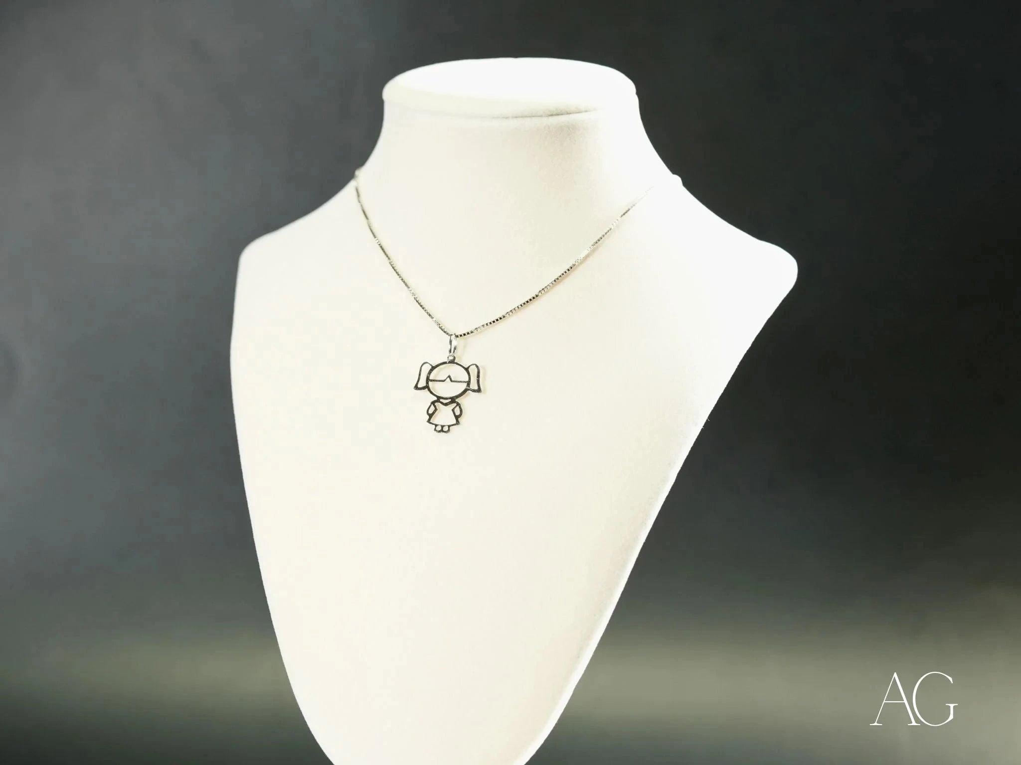 18K Yellow or White Gold Doll Girl Pendant Necklace - Elegant Jewelry Gift for Women & Girls - Perfect for Birthdays, Anniversaries & Special Occasions