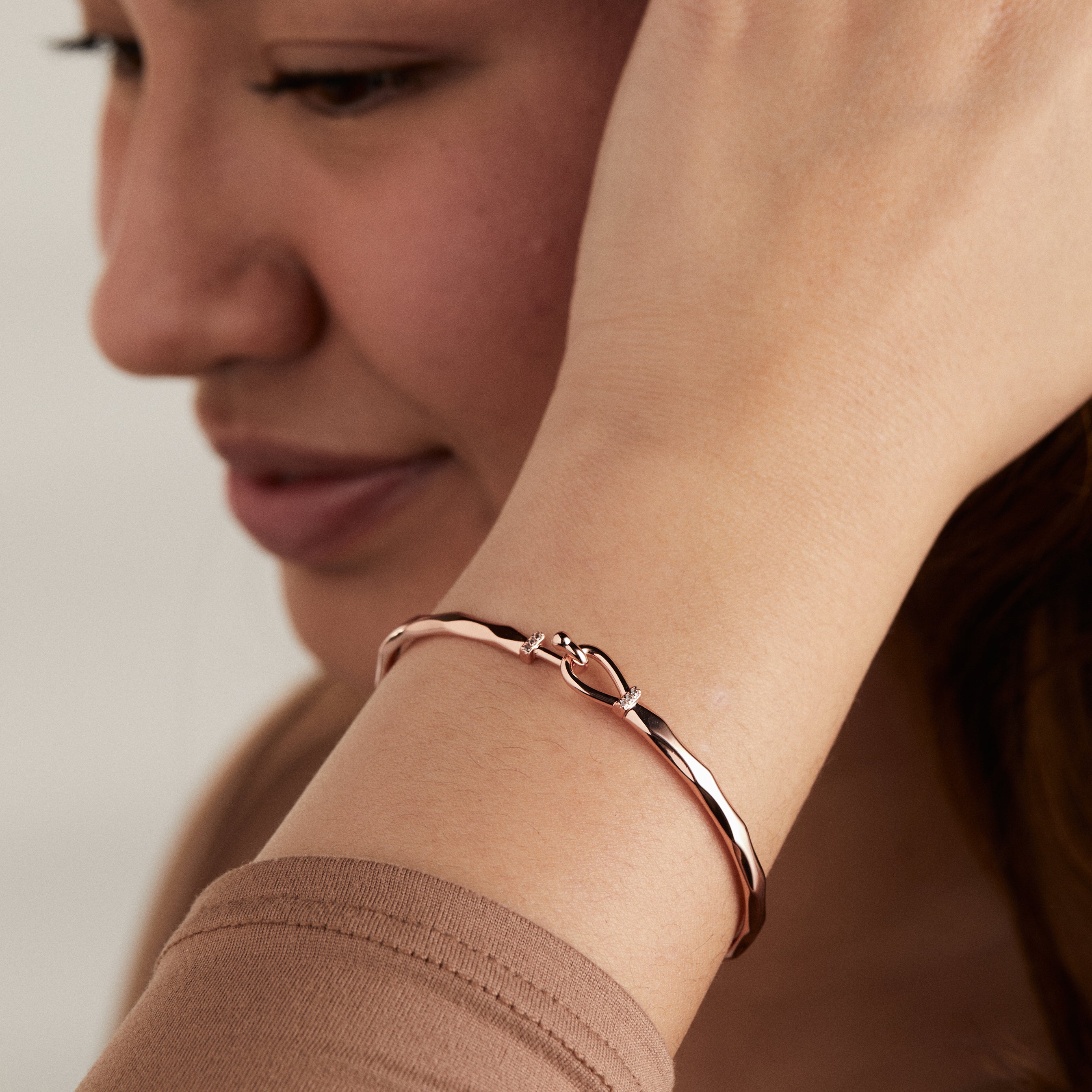 Faceted Hook Tension Bracelet - Adjustable Crystal Beaded Stretch Bracelet for Women - Perfect for Yoga, Meditation & Everyday Wear