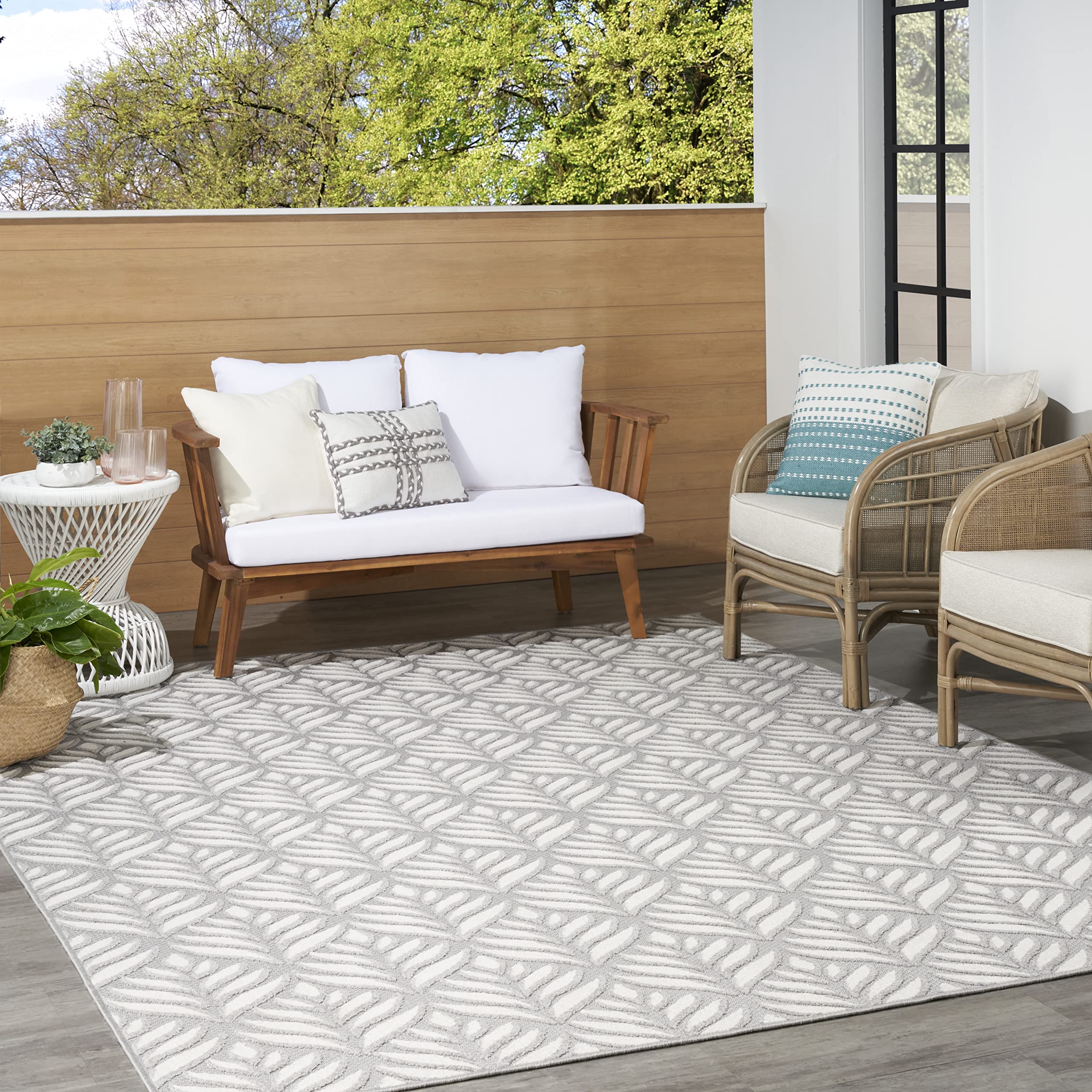 Nourison Aloha Indoor/Outdoor Grey 3'6