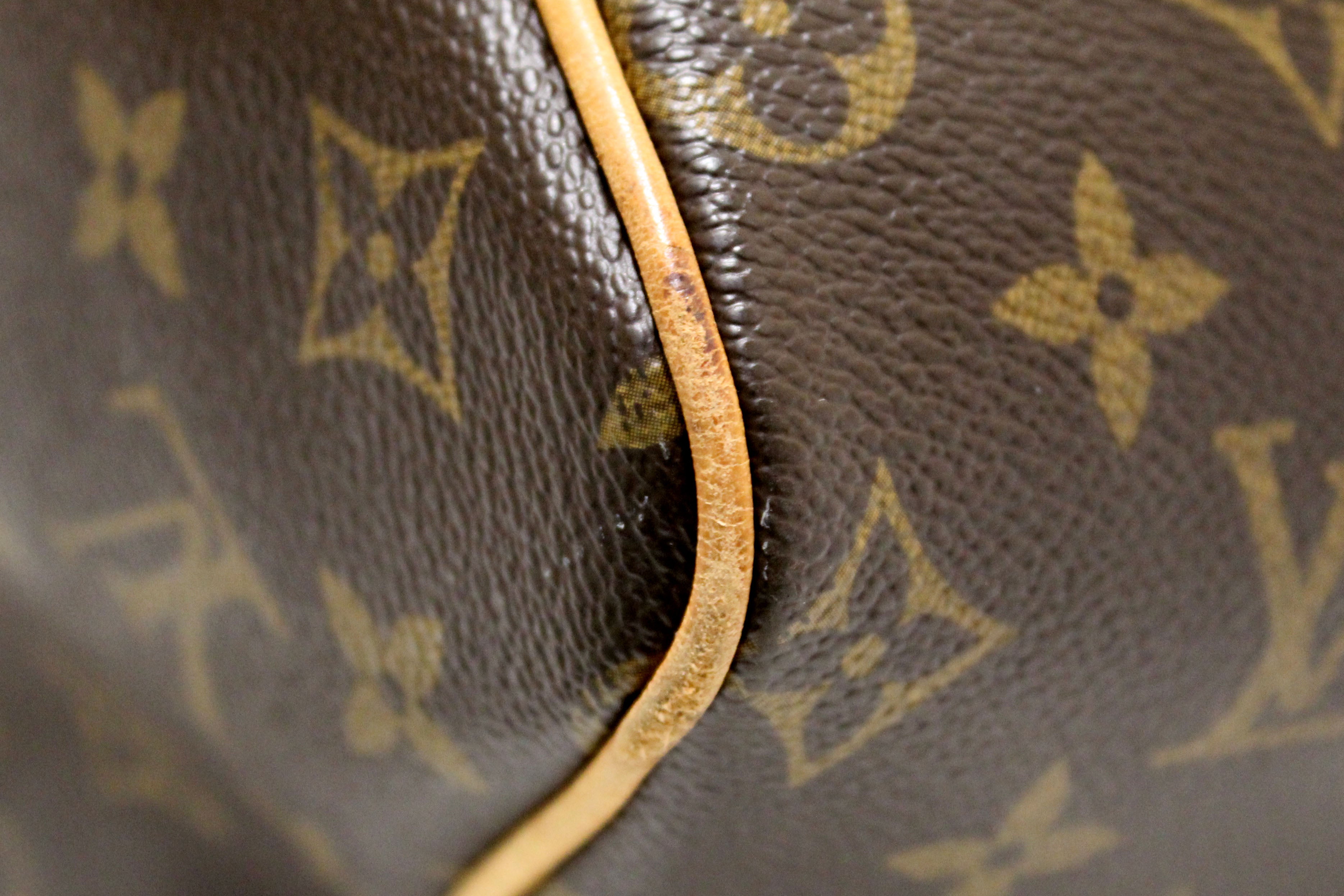 Authentic Louis Vuitton Monogram Speedy 25 Handbag - Luxury Designer Shoulder Bag for Women, Perfect for Work, Travel & Everyday Use