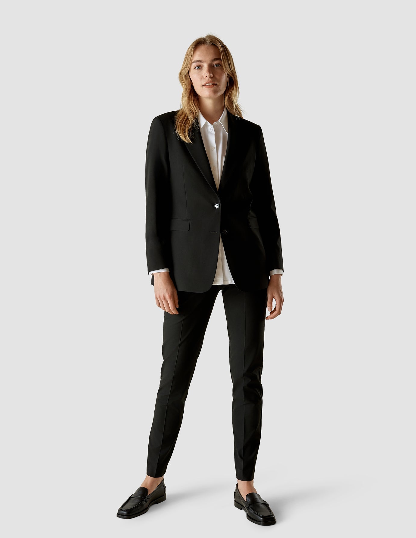 Essential Slim Fit Black Suit for Men - Perfect for Business Meetings, Weddings & Formal Events