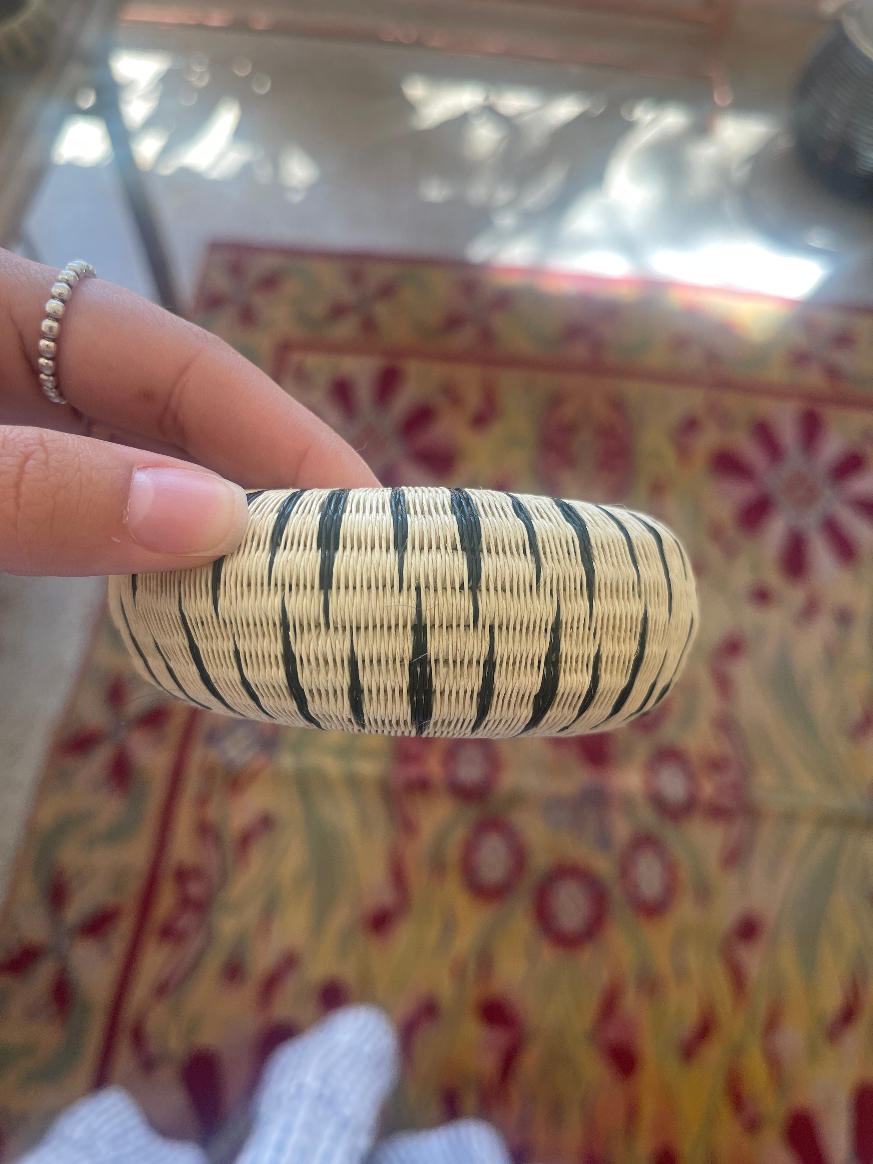 Stylish Black Lines Bracelet for Women & Men - Trendy Minimalist Jewelry for Everyday Wear & Fashion Accessories
