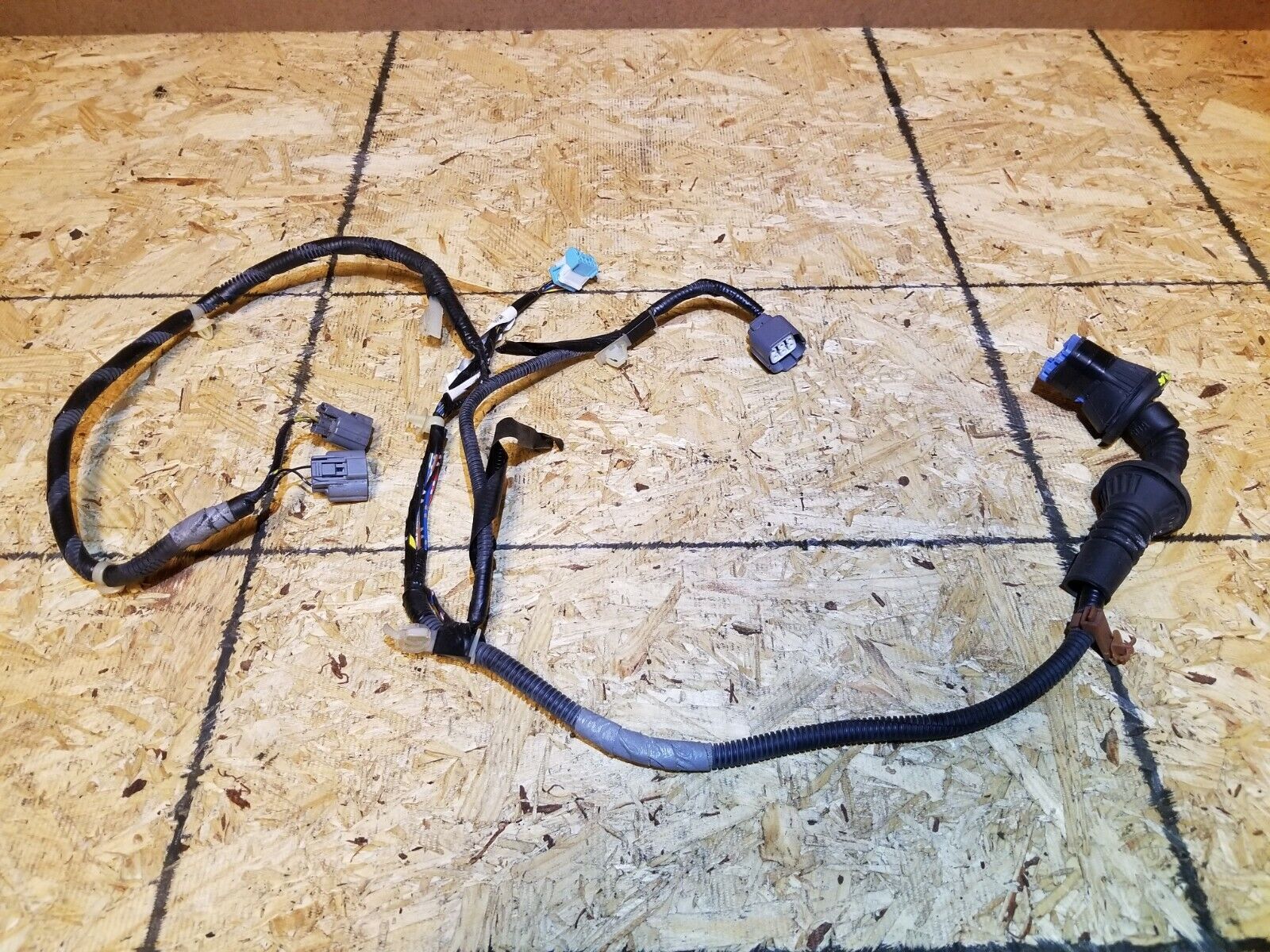 2004-2008 Acura TL Type S Right Rear Passenger Door Wire Harness OEM Replacement - Perfect for Electrical Repairs & DIY Car Maintenance