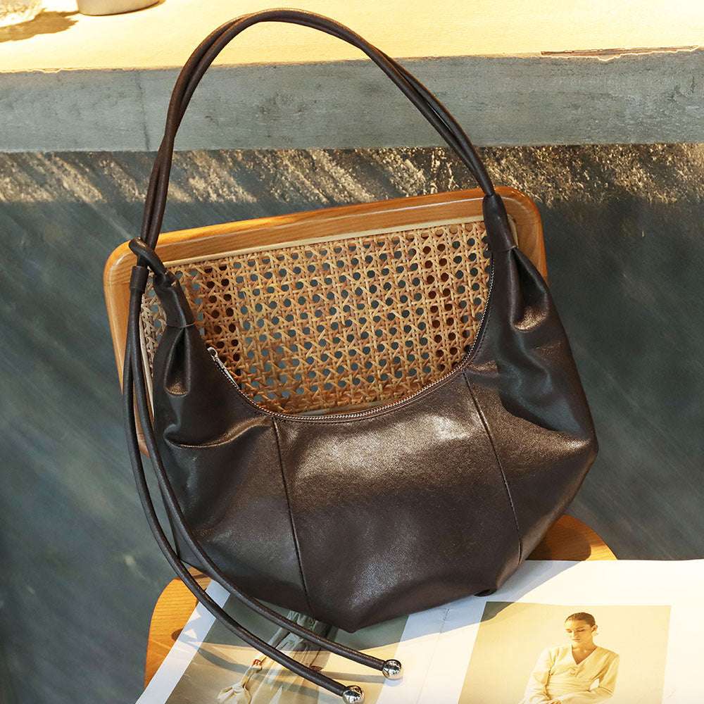 Stylish Crescent Shoulder Bag for Women - Fashionable Crossbody Purse with Adjustable Strap, Perfect for Daily Use, Travel, and Shopping