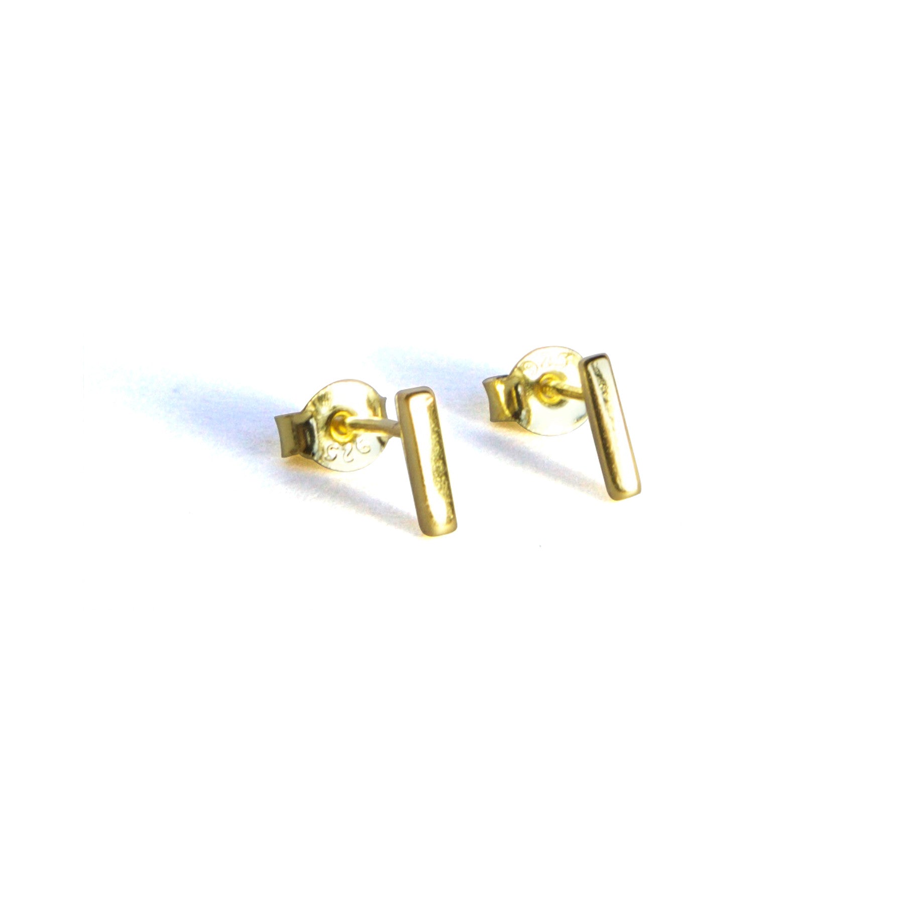 Medium Bar Studs - Stainless Steel Cartilage Earrings for Women & Men - Perfect for Daily Wear, Parties & Gifts