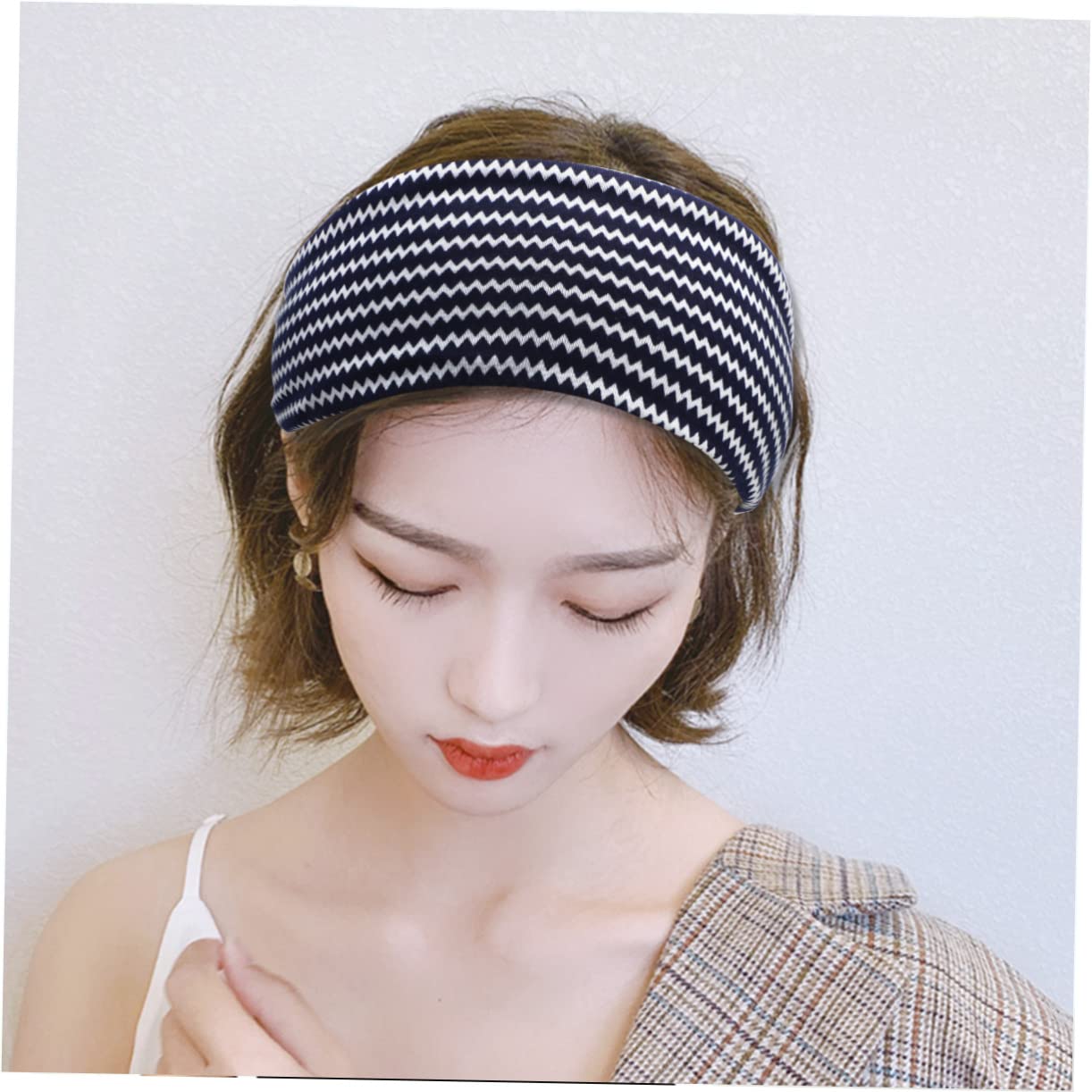 BIUDECO 4 Pack Black & White Headbands for Women - Stretchable Elastic Hair Bands for Running, Yoga, Sports & Workouts - Non-Slip Head Wraps & Bandanas - Perfect Hair Accessories for Active Lifestyles