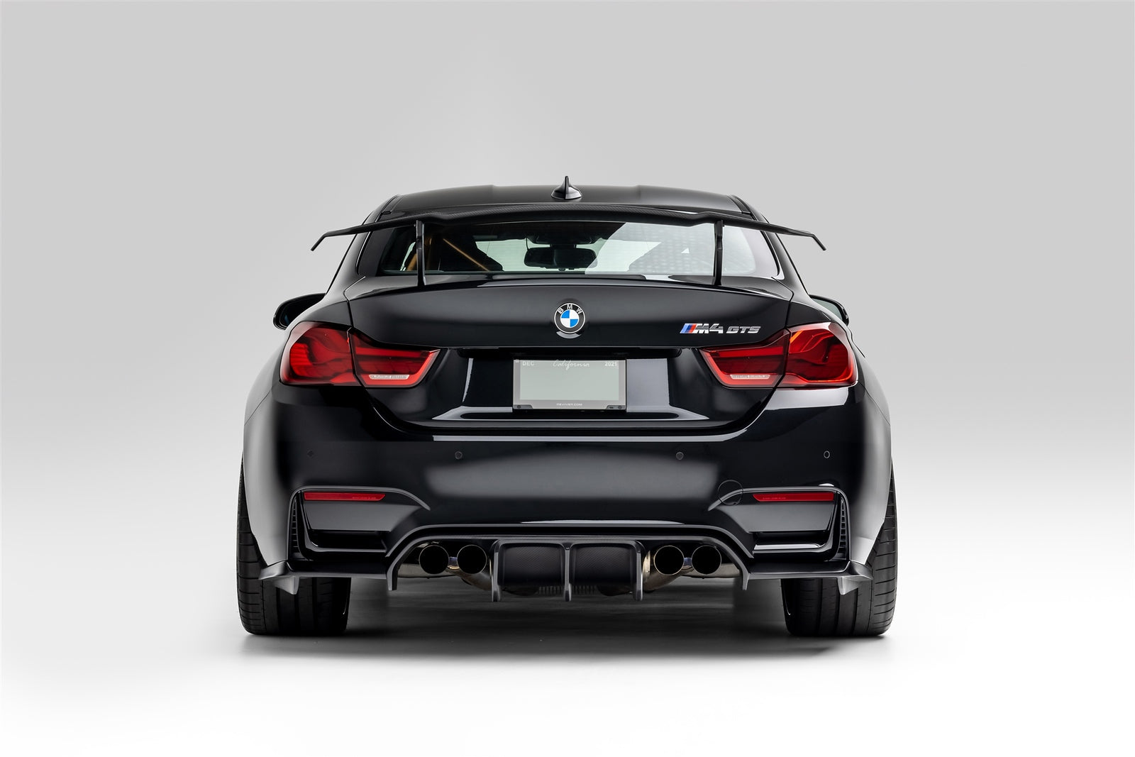 BMW M4 GTS 20 VPX 101 Liquid Smoke - High Performance Car Air Freshener for Luxury Vehicles | Perfect for BMW Enthusiasts & Car Detailing