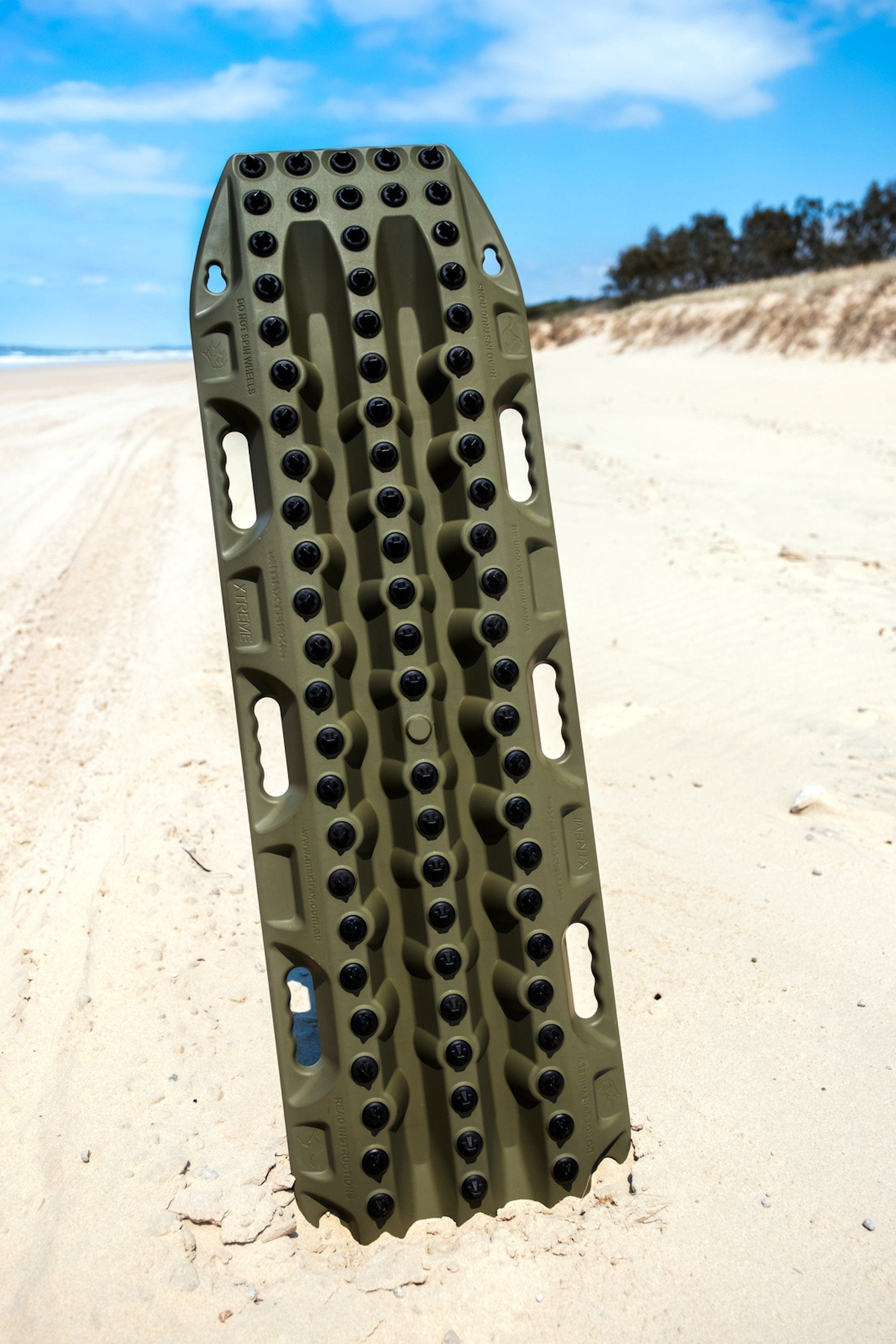 MAXTRAX Xtreme Olive Drab Recovery Boards for Off-Road Vehicles - Heavy Duty Traction Mats for Sand, Mud & Snow - 4x4 Truck & Jeep Accessories