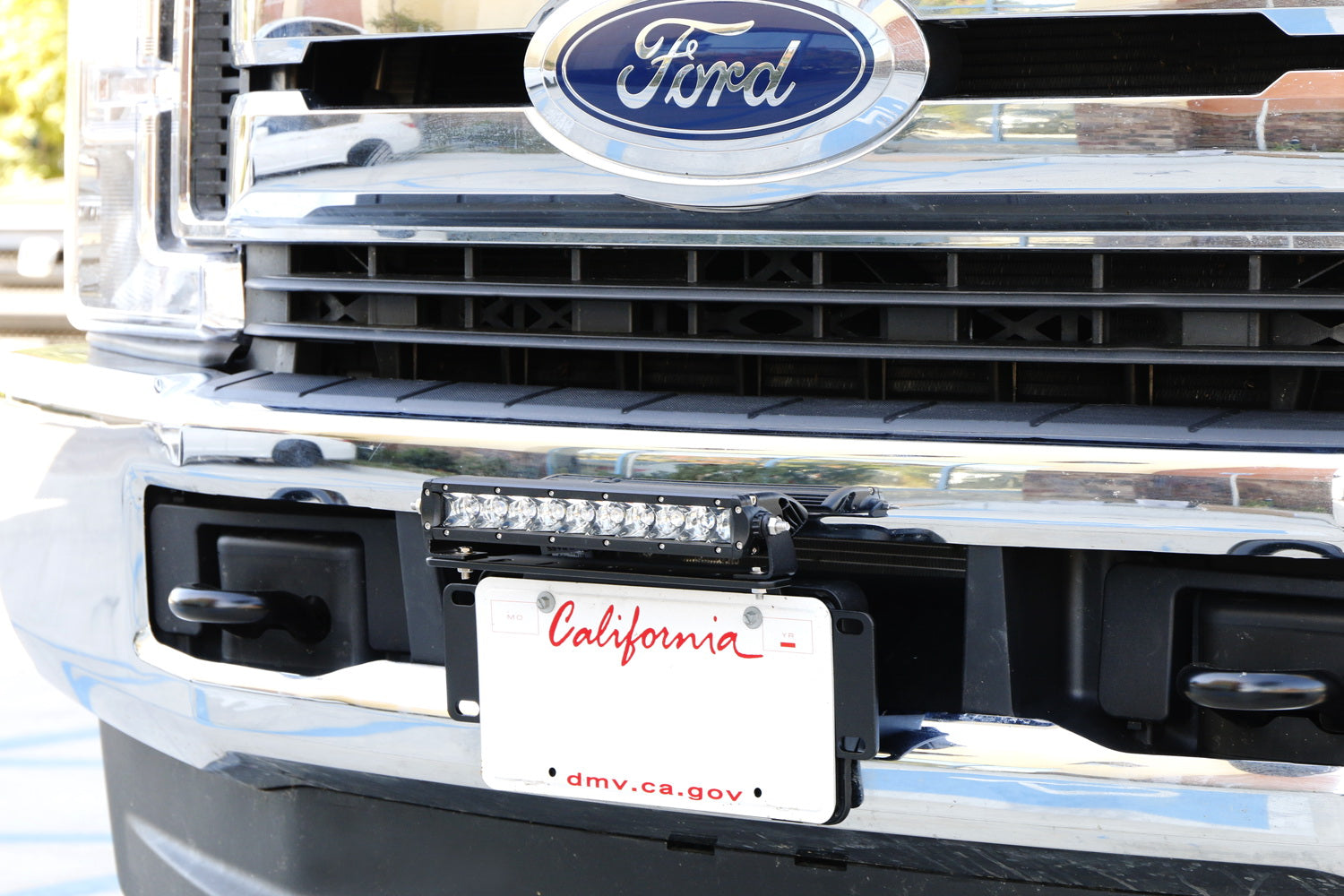 50W CREE LED Light Bar with License Plate Mount Bracket & Wiring Kit - Universal Fit for Trucks, SUVs, Jeeps - Perfect for Off-Roading, Camping & Night Driving