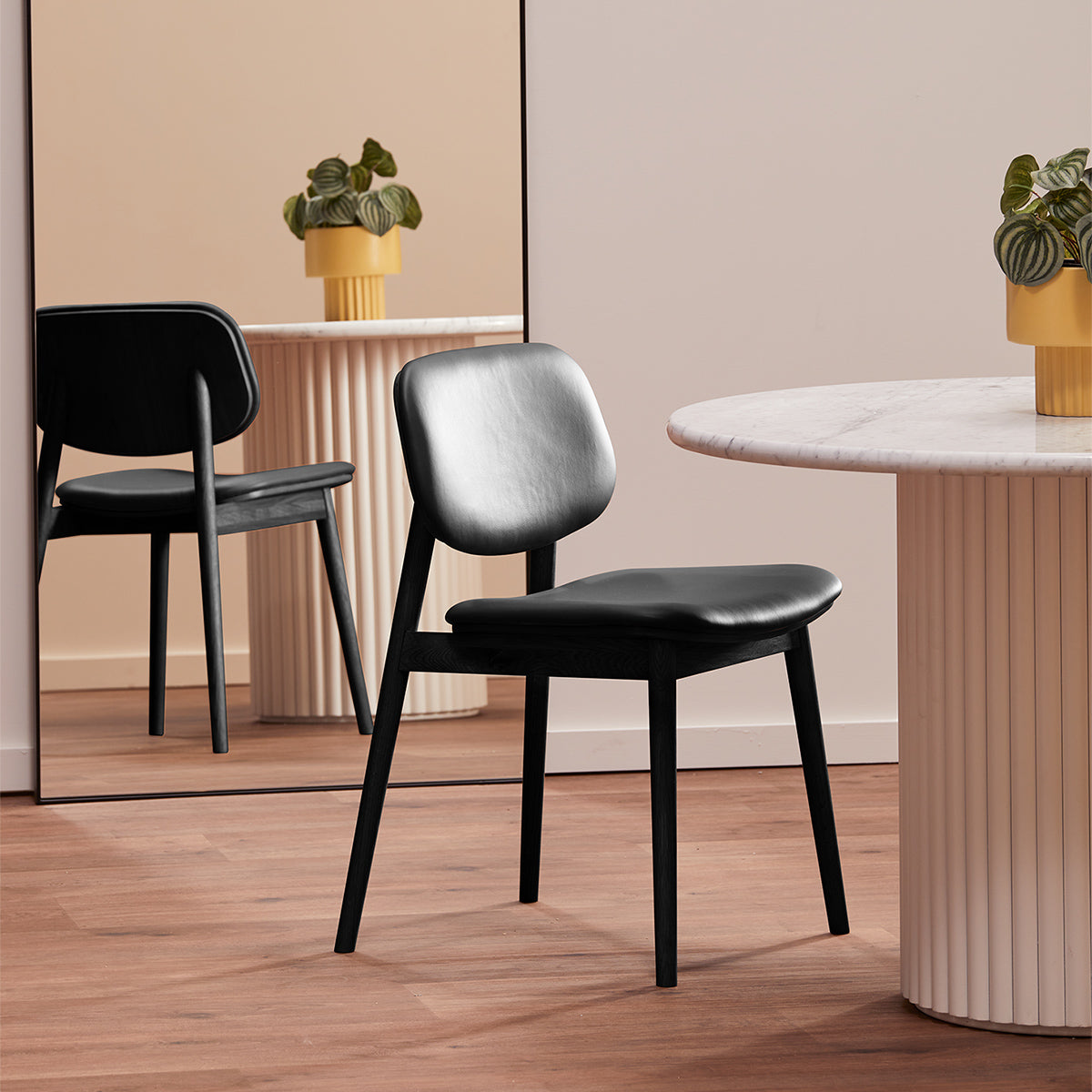 Premium Lando Leather Dining Chair - Black, Modern & Comfortable for Home, Restaurant, Office - Perfect for Dining Room, Kitchen, or Conference Area