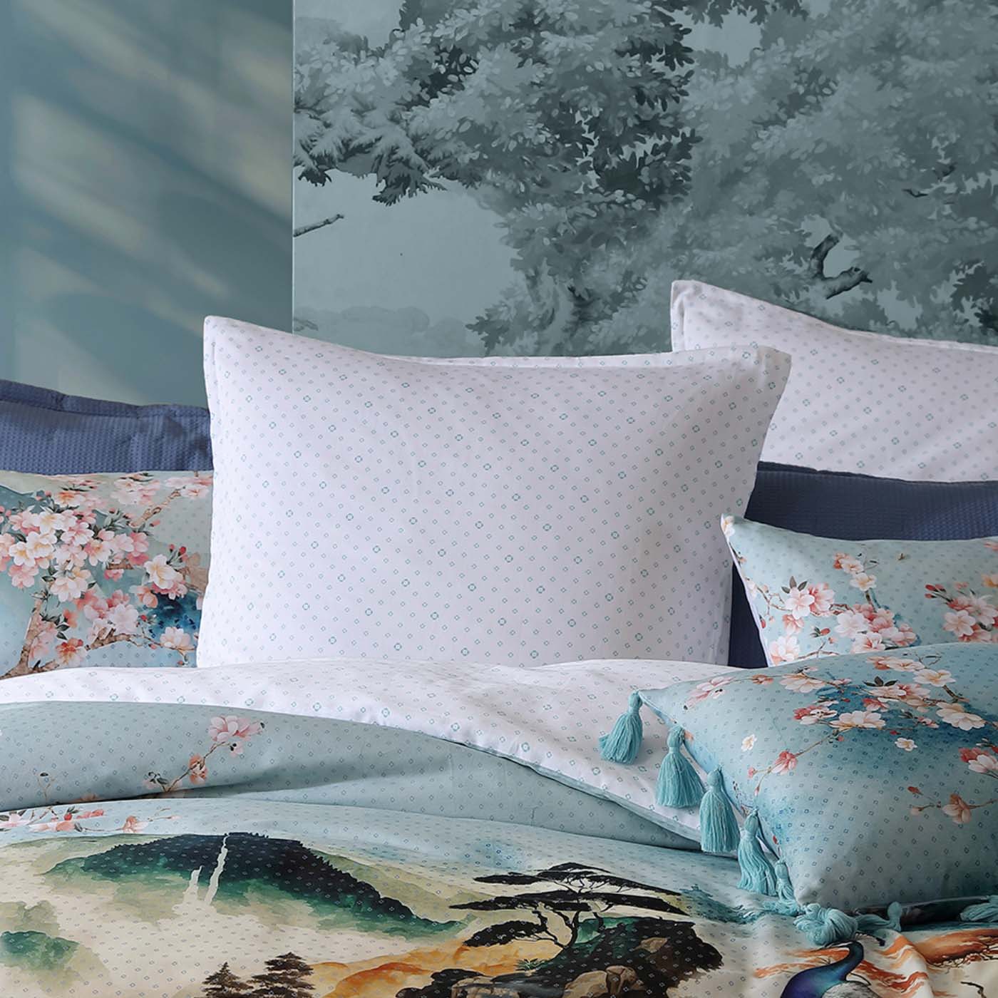 Premium Kinobo Blue European Pillowcase Set - Luxury 100% Cotton Bedding by Logan & Mason for Home Decor, Guest Rooms & Airbnb Styling