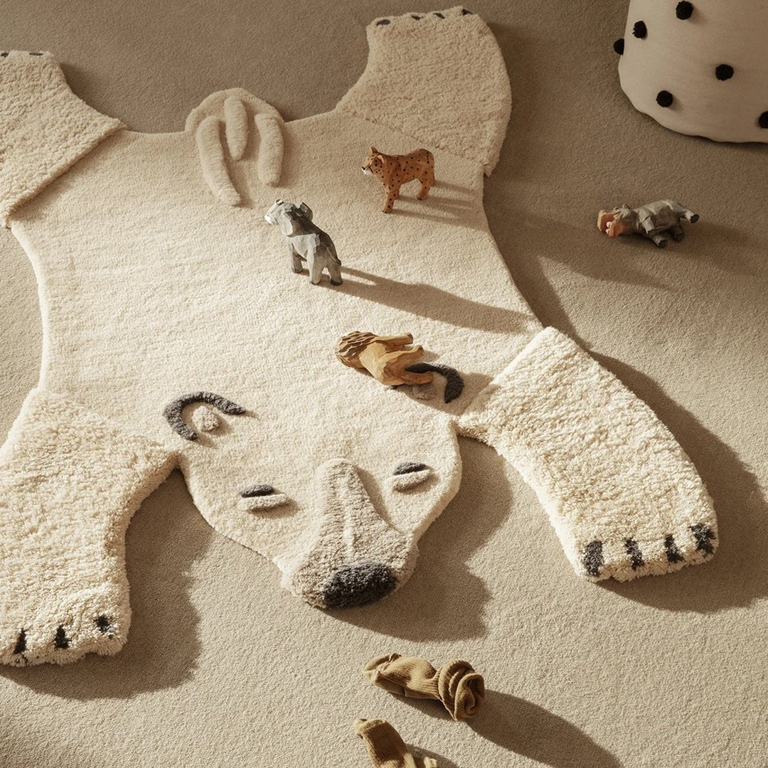 Soft Polar Bear Animal Tufted Rug - Cozy Plush Floor Mat for Kids Room, Nursery, or Living Room Decor
