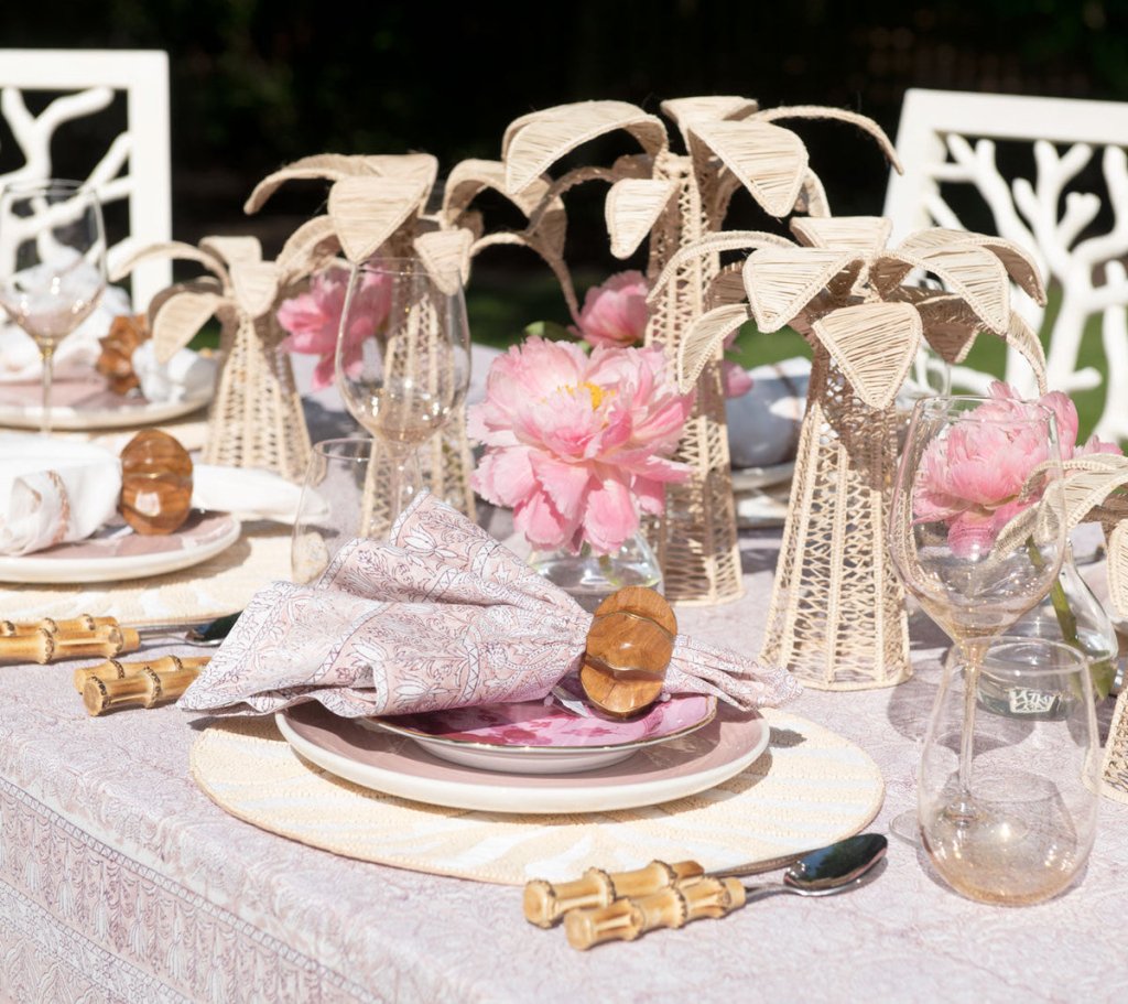 Elegant Provence Style Napkins - Set of 4 for Fine Dining, Dinner Parties & French Country Decor