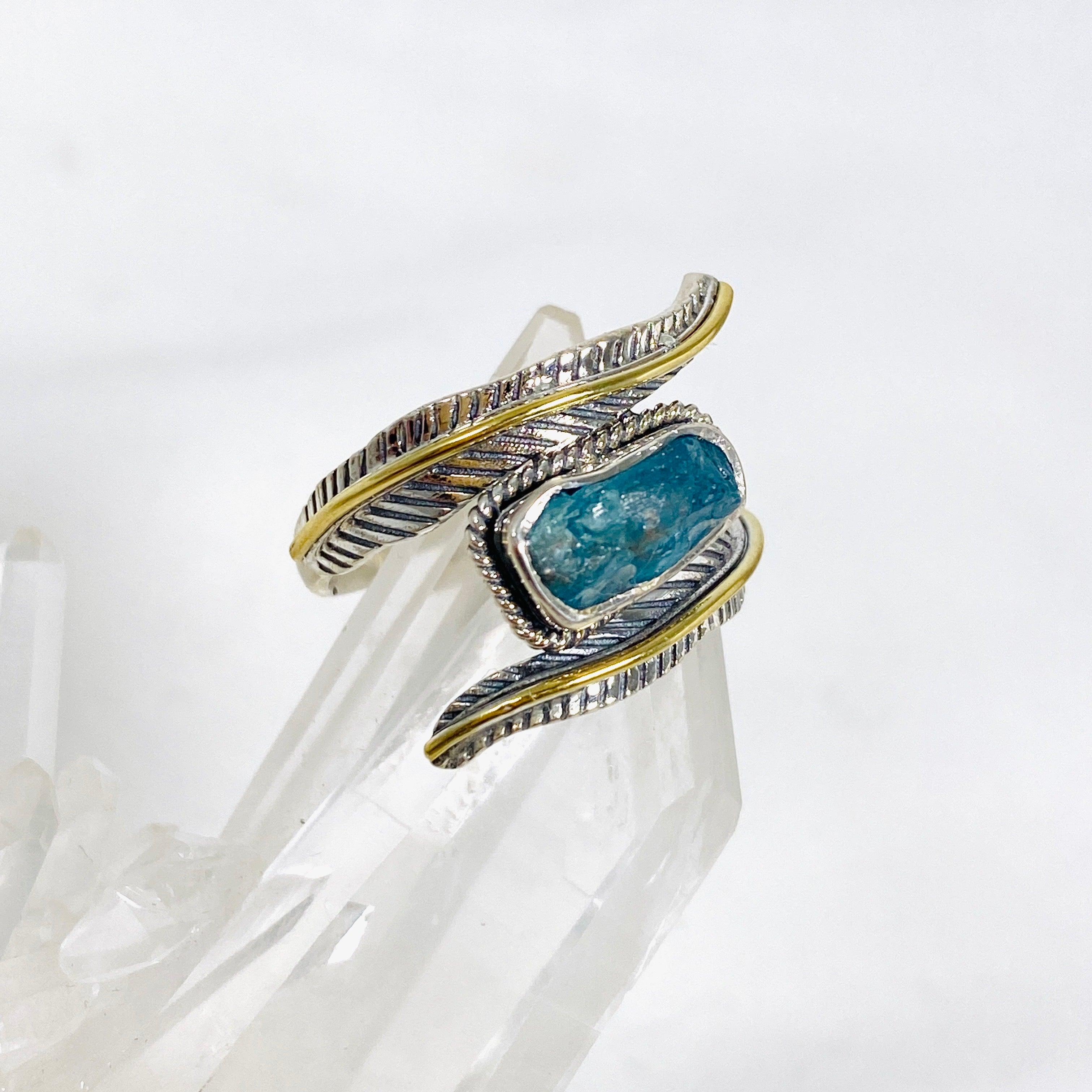 Natural Blue Apatite Leaf Design Raw Stone Ring R4224 - Handmade Boho Jewelry for Women, Nature-Inspired Healing Crystal Ring for Spiritual Energy & Chakra Balancing - Perfect for Meditation, Yoga & Everyday Wear