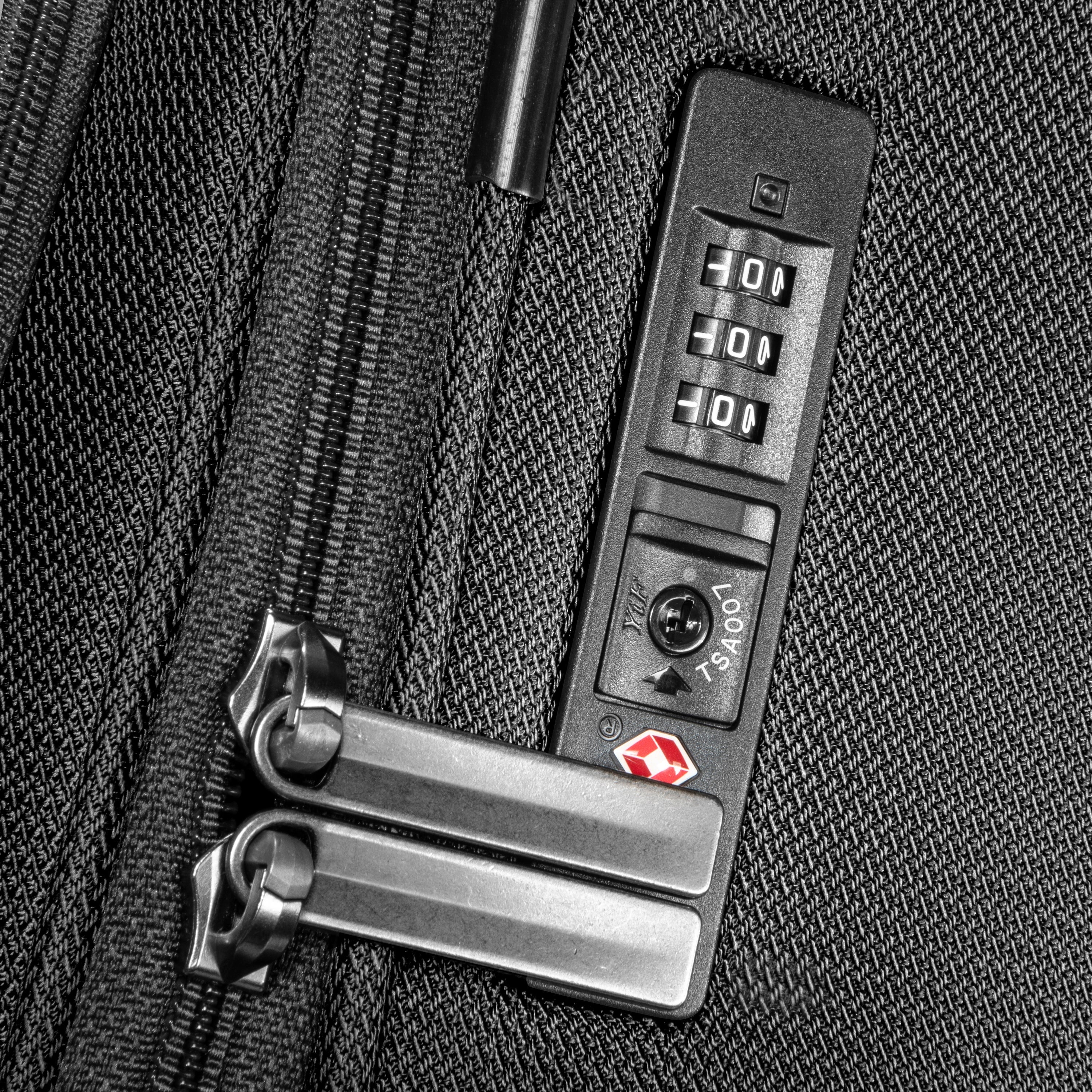 Ricardo Beverly Hills Avalon Spinner 3-Piece Luggage Set - Lightweight Expandable Suitcase with 360° Wheels for Travel, Business Trips & Family Vacations