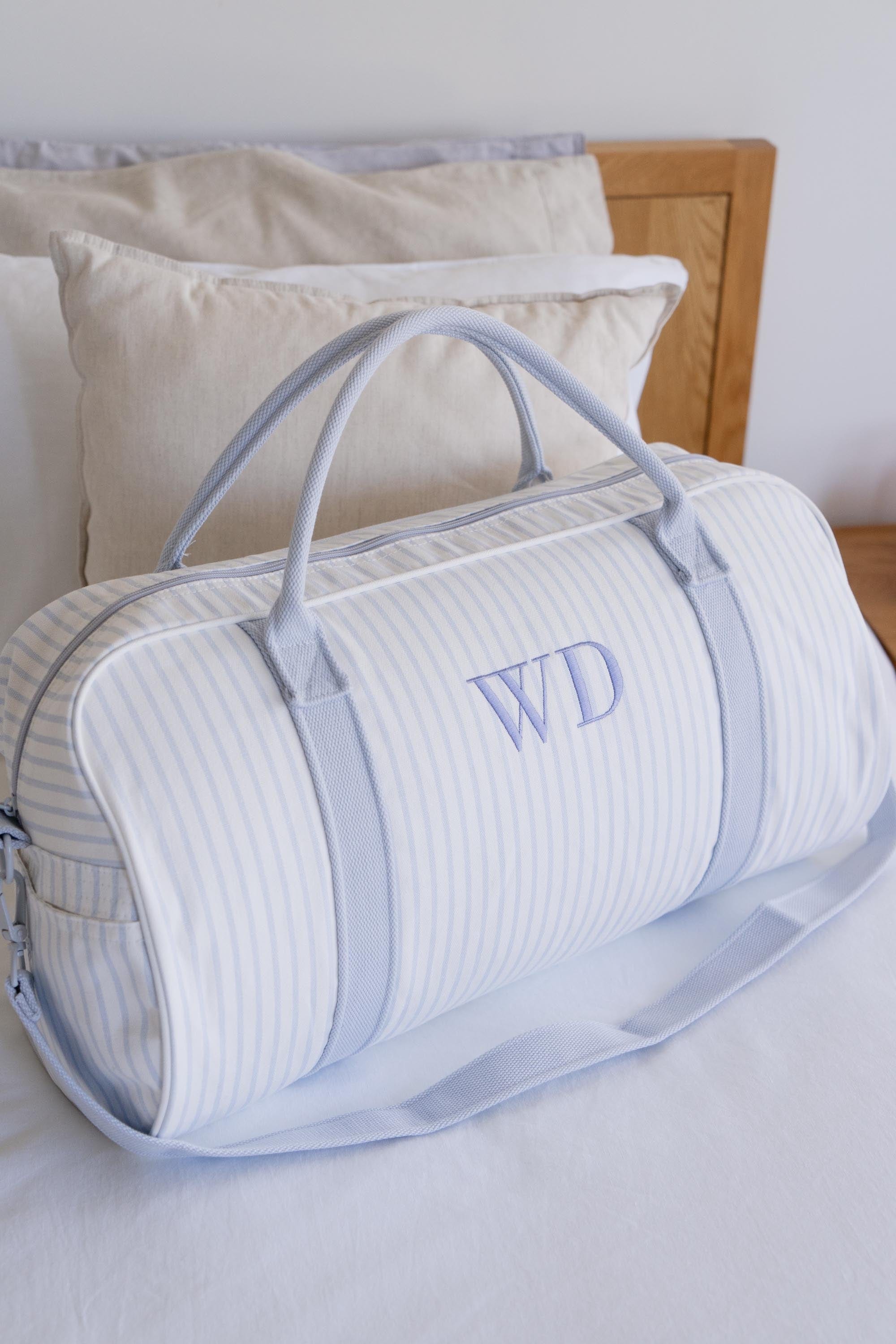 Custom Personalized Duffle Bag for Travel & Gym - Aspen Monogrammed Duffle Bag for Men & Women - Perfect for Weekend Getaways, Sports, and Workouts