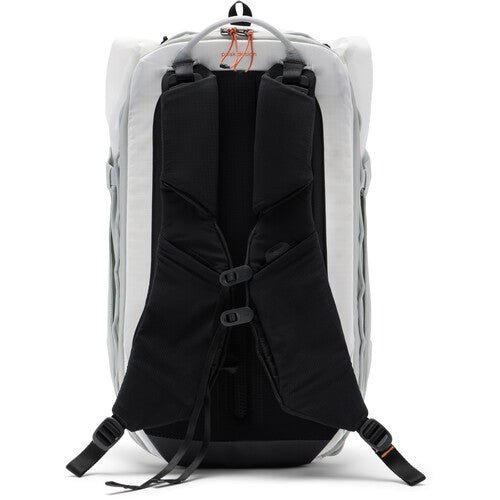 Peak Design 25L Outdoor Backpack - Waterproof Hiking Backpack with Laptop Compartment - Perfect for Travel, Camping & Daily Commute