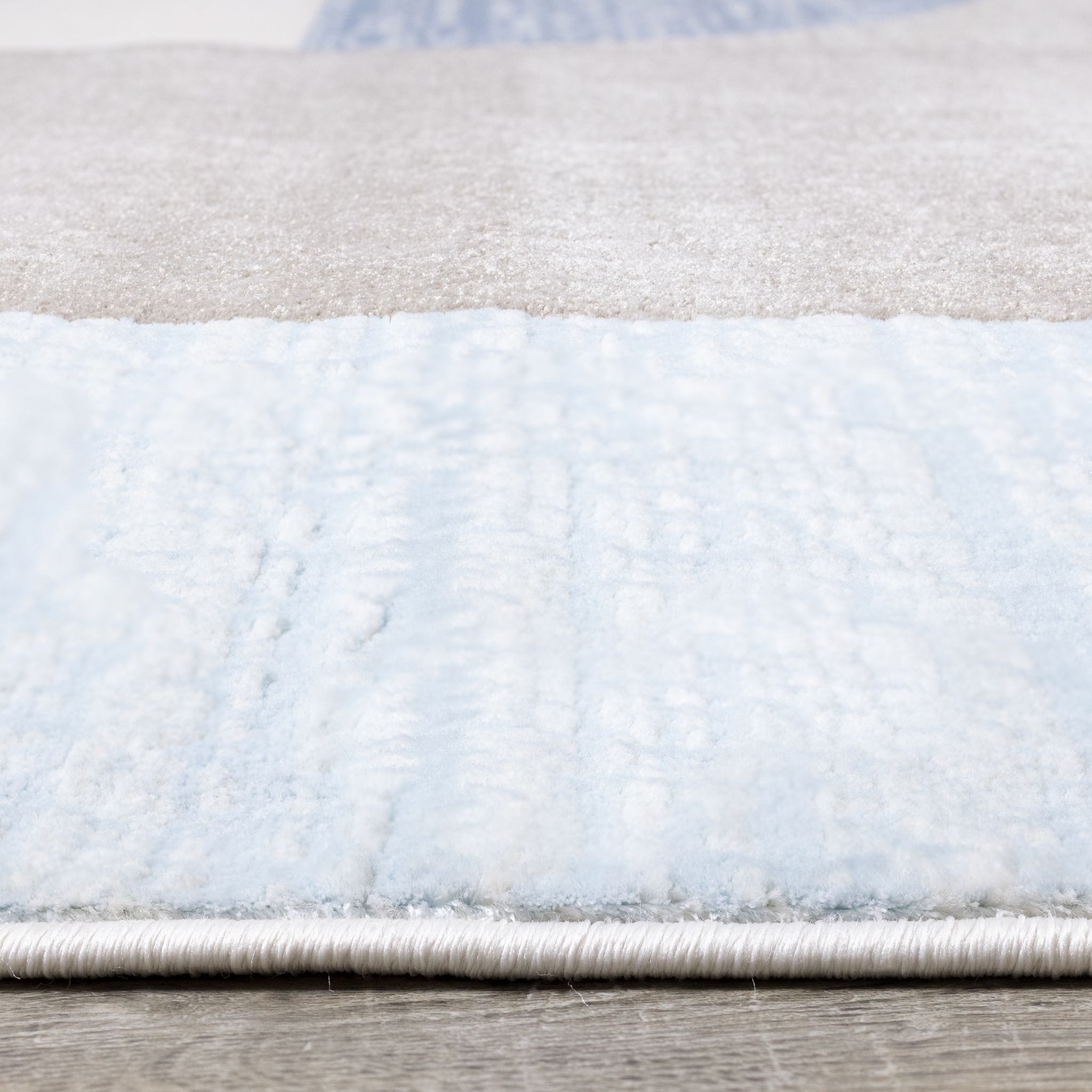 Belle Area Rug 4x6 Feet - Soft Non-Slip Living Room Rug - Modern Floral Design - Perfect for Bedroom, Living Room, and Home Decor