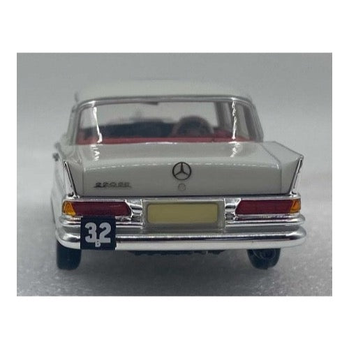 1/43 Scale Diecast Mercedes Benz 220SE 1961 Phillip Island Winner - ACETF15 Model Car by Ace Models | Collectible Vintage Racing Car for Display & Gifts