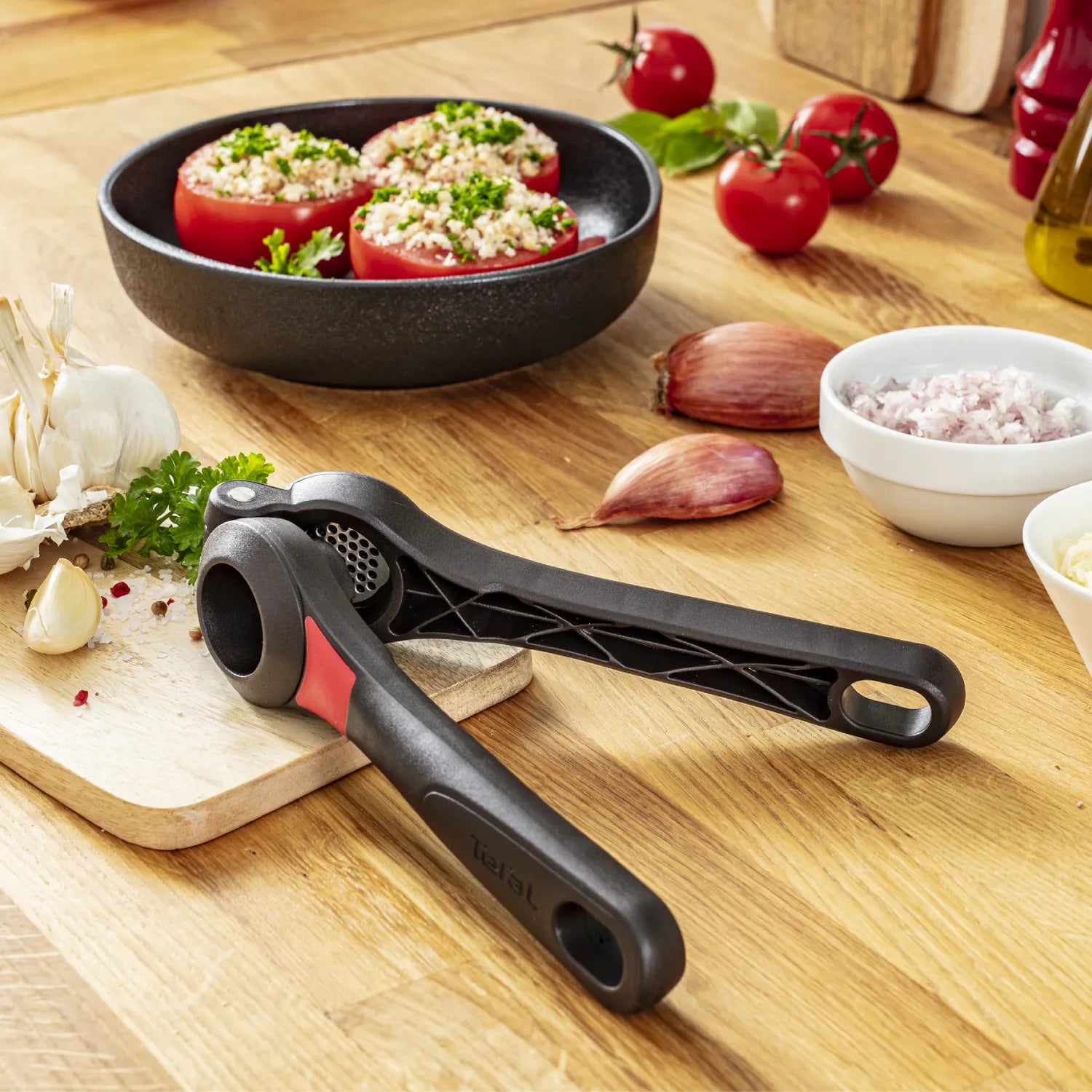 Tefal Ingenio K2072614 Premium Stainless Steel Garlic Press - Easy Clean & Durable Kitchen Gadget for Cooking, Baking, and Meal Prep