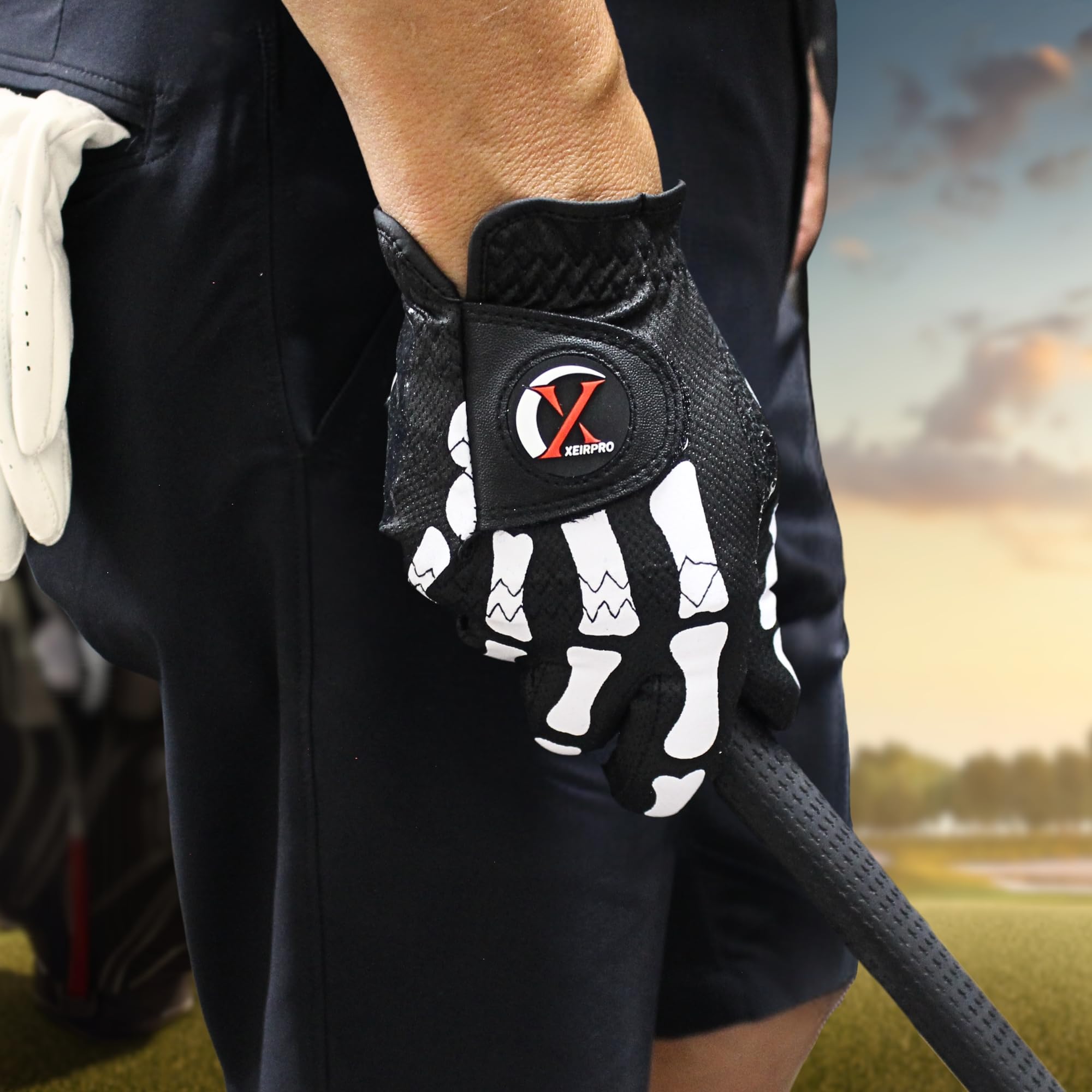 **Spooky & Funny Skeleton Golf Gloves for Men – 2 Pack AAA Synthetic Tacky Leather – Cool & Durable Golf Gloves – Perfect for Summer & Fall Golfing – Ideal for Halloween, Themed Parties & Casual Play**