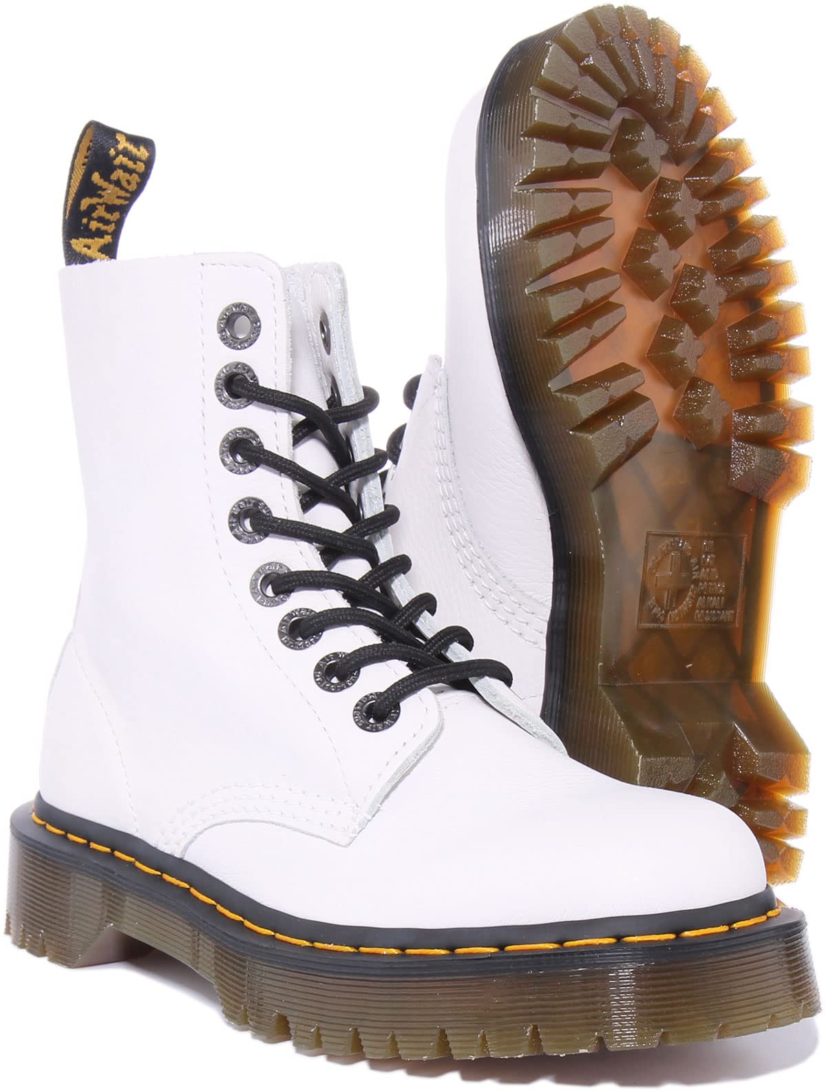 Dr. Martens Unisex & Adult Men's Boots - Classic Leather Combat & Work Boots for Everyday Wear, Fashion & Outdoor Activities