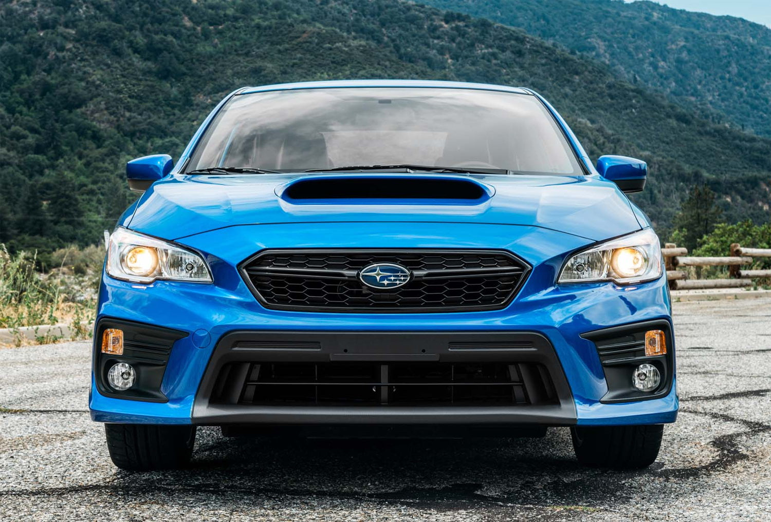 2018-2020 Subaru WRX STI Clear Lens Halogen Fog Light Assembly with Bezel & Wiring Kit - Upgrade for Enhanced Visibility in Rain & Fog