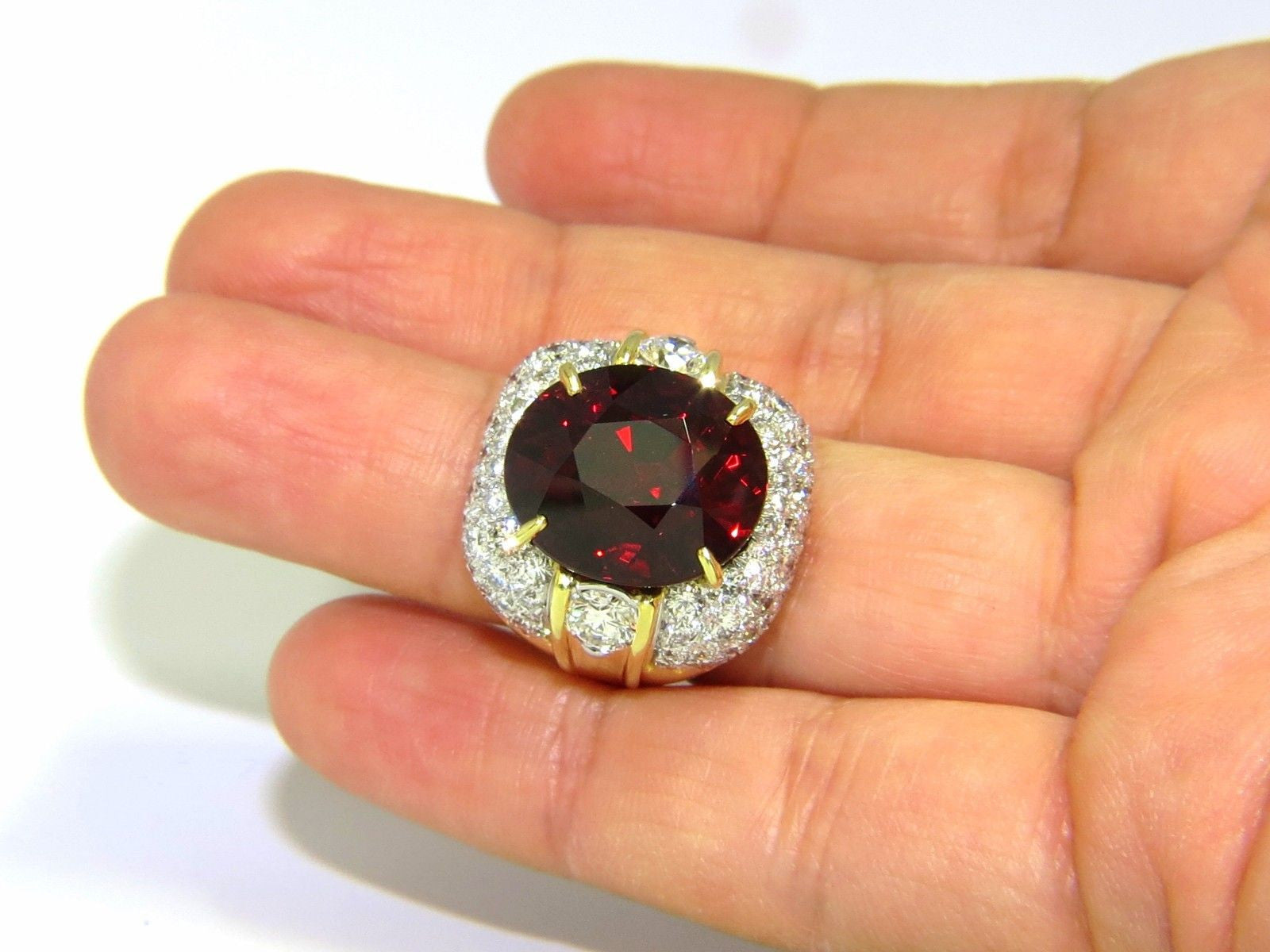 32.64ct GIA Certified Natural Red Spessartite Garnet Diamond Dome Ring in 18K Gold - Elegant Statement Jewelry for Weddings & Special Occasions