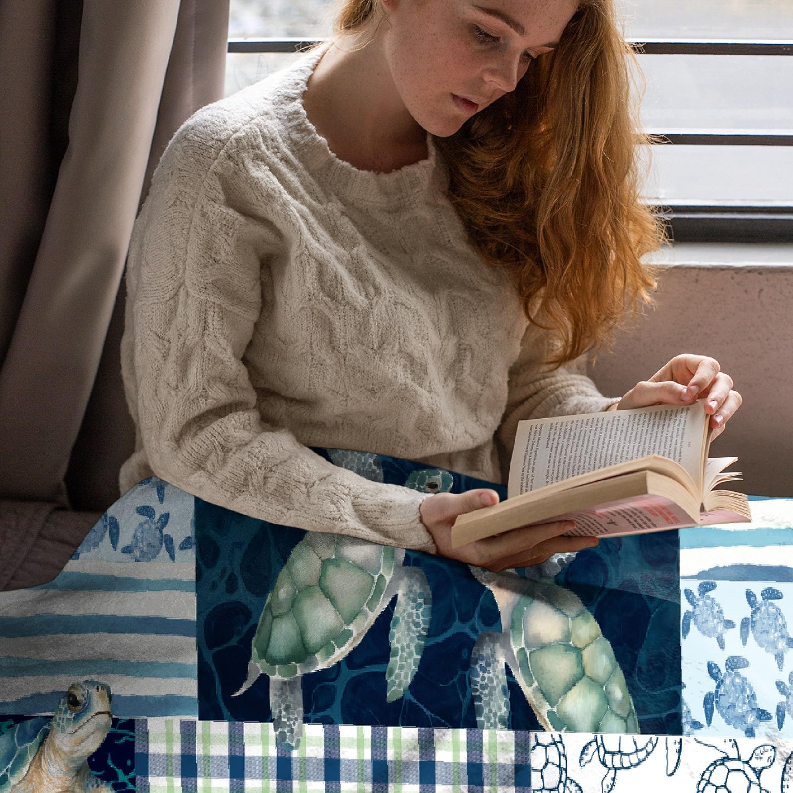 Premium Sea Turtles Fleece Blanket - Ultra Soft Lightweight Flannel Throw for Bed, Couch & Travel - 90