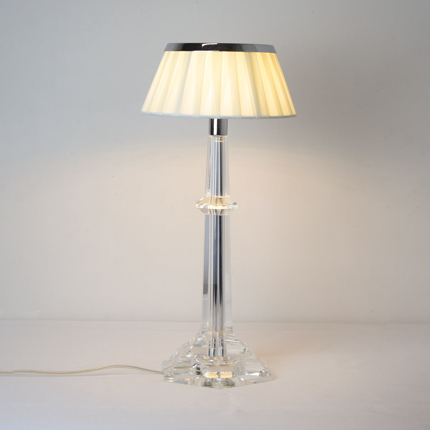 Versailles Table Lamp - Elegant French-Inspired Home Decor for Living Room, Bedroom & Office - Perfect for Ambient Lighting & Stylish Interior Design