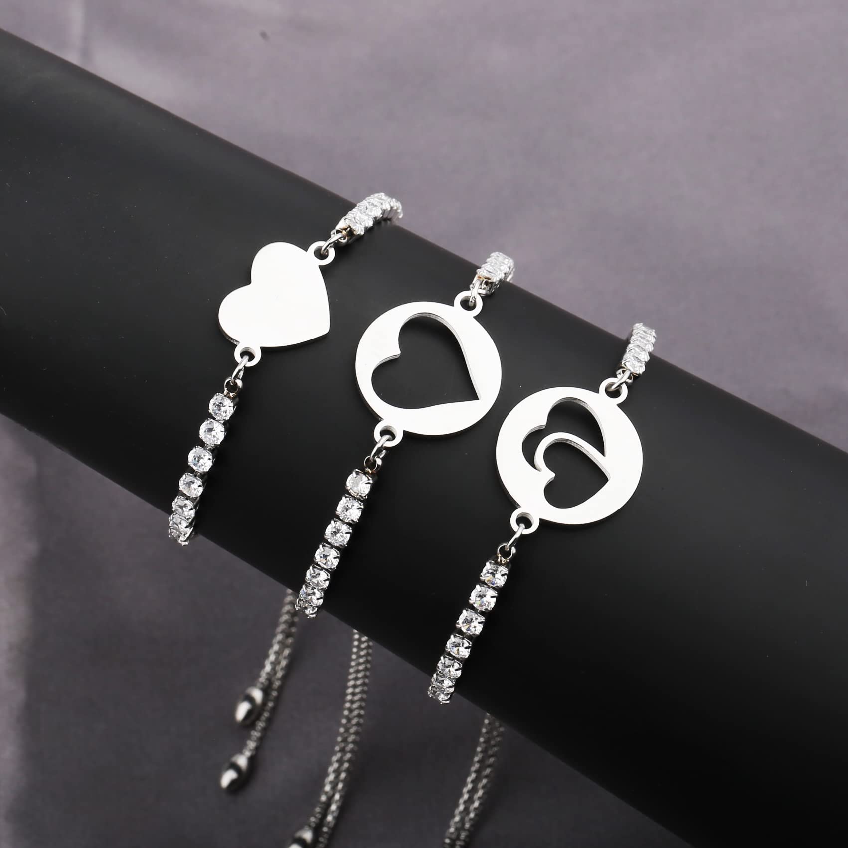 Matching Mother Daughter Bracelets Set of 3 - Heart Love Bracelet for Grandmother, Mother & Me - Best Mother's Day Gifts for Women - Perfect for Birthday, Anniversary & Family Bonding Moments