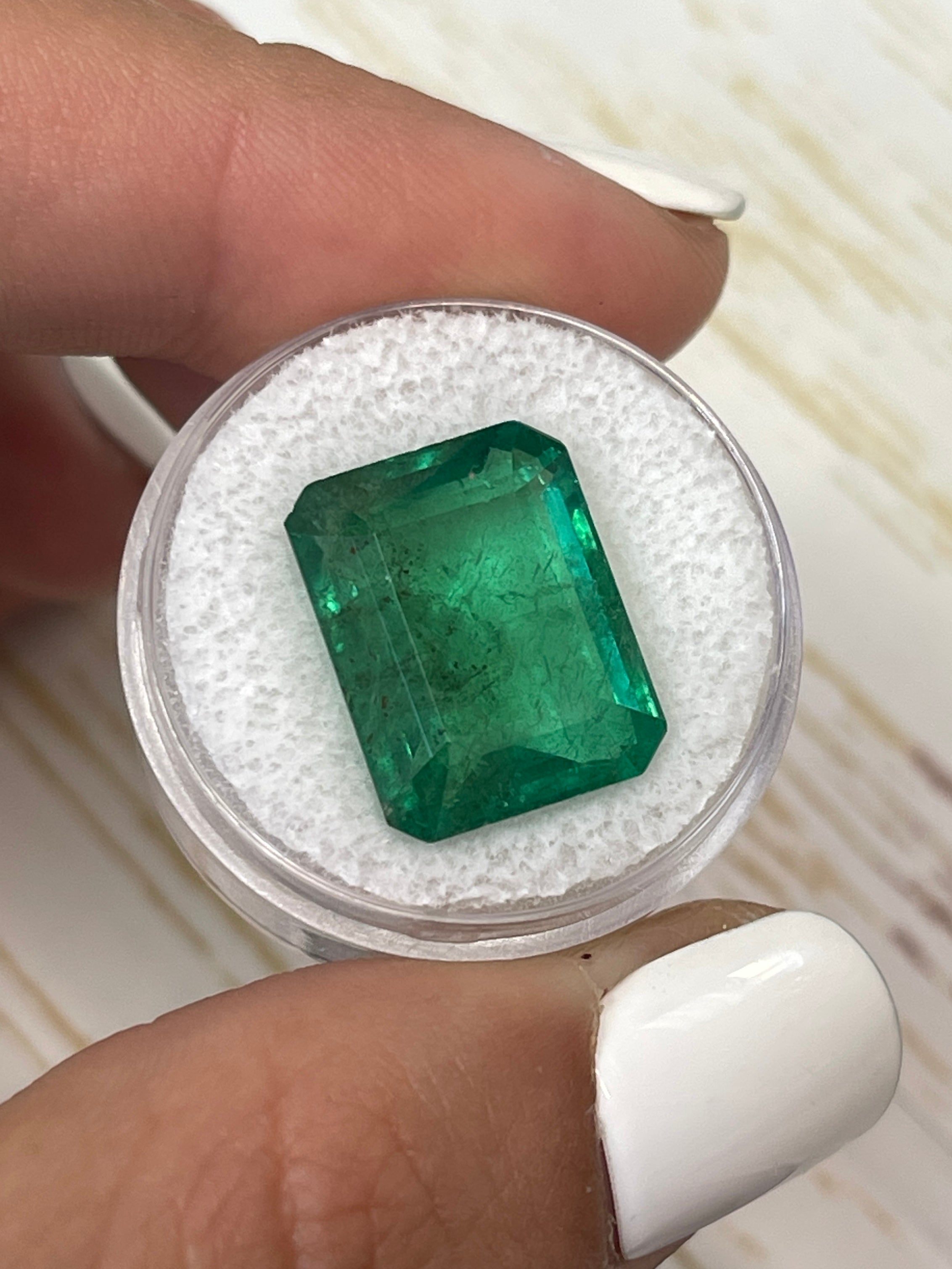 14.13 Carat Natural Zambian Emerald - Loose Green Emerald Cut Gemstone 16.5x13mm for Jewelry Making, Engagement Rings & Luxury Gifts