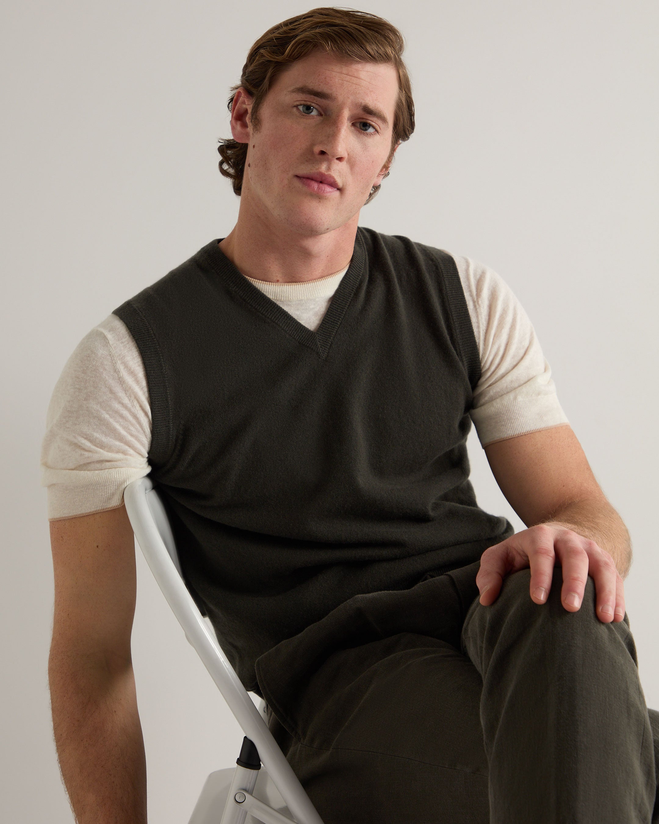 Premium Men's Westminster Cashmere Sweater Vest - Arabica Khaki Green | Soft & Warm Knit Pullover for Business Casual & Winter Layering