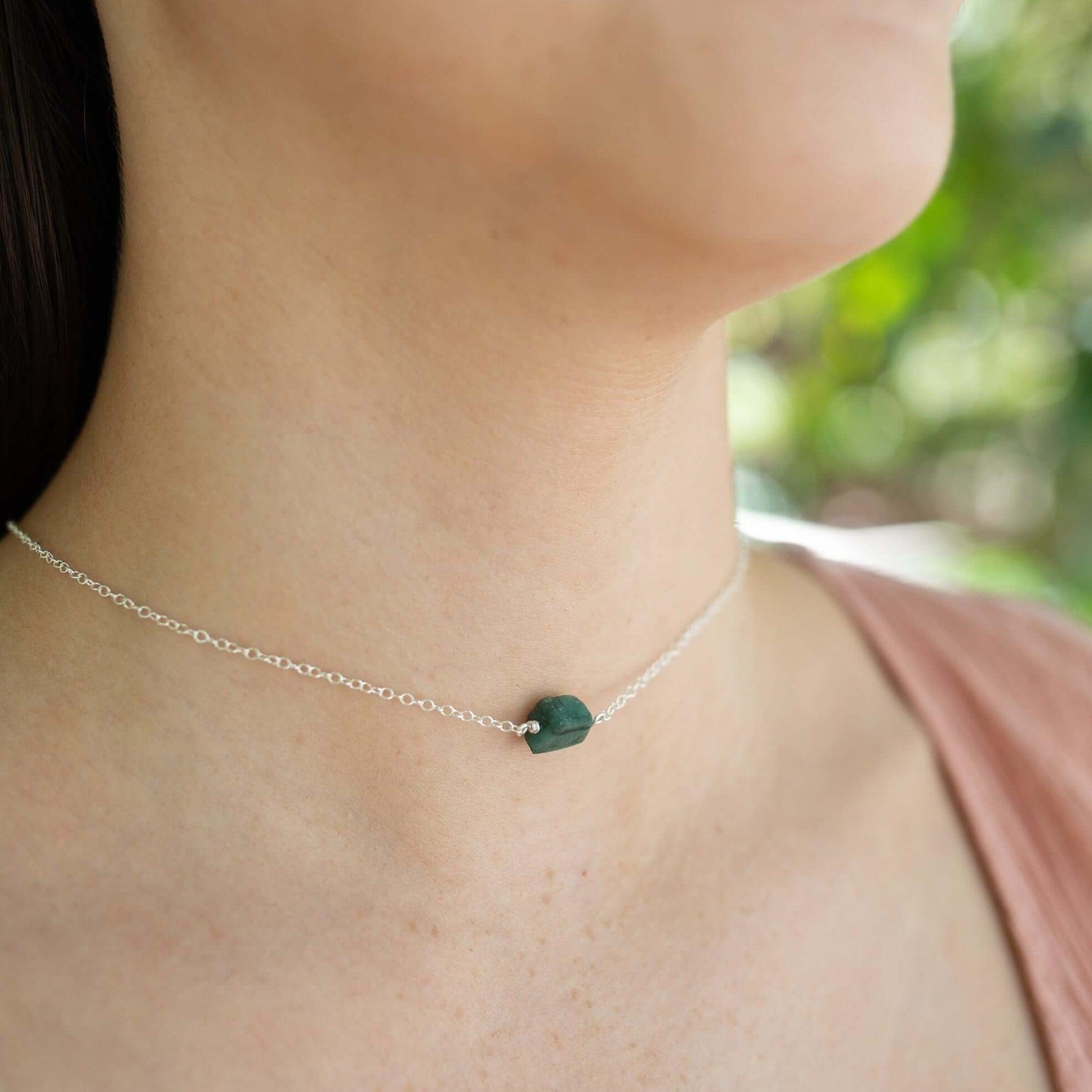 Natural Raw Emerald Crystal Nugget Choker Necklace - Handmade Boho Jewelry for Women, Spiritual Healing & Everyday Fashion Accessory