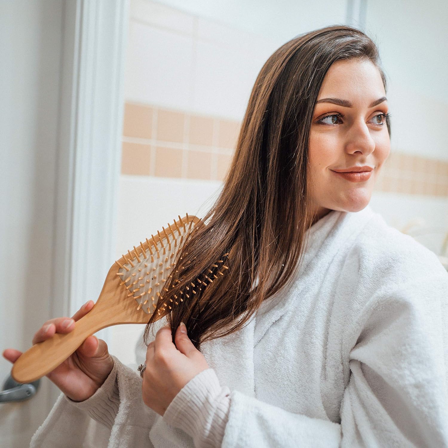 Ghelonadi Wooden Paddle Hair Brush for Women - Detangling Wet & Dry Hair, Scalp Massage with Cushion Airbag - Ideal for Thick, Thin & Curly Hair - Perfect for Blow Drying & Daily Hair Care (1pc)