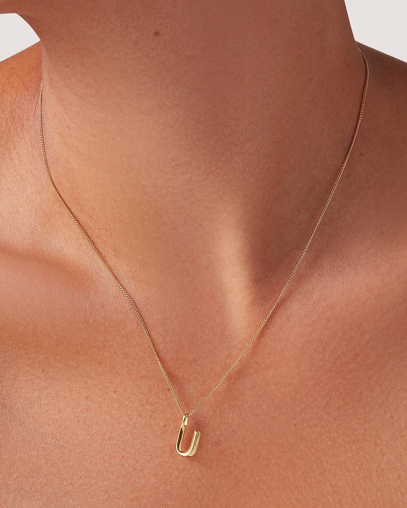 Personalized Monogram Necklace for Women - Custom Initial Pendant Jewelry Gift for Her - Perfect for Birthdays, Anniversaries & Everyday Elegance