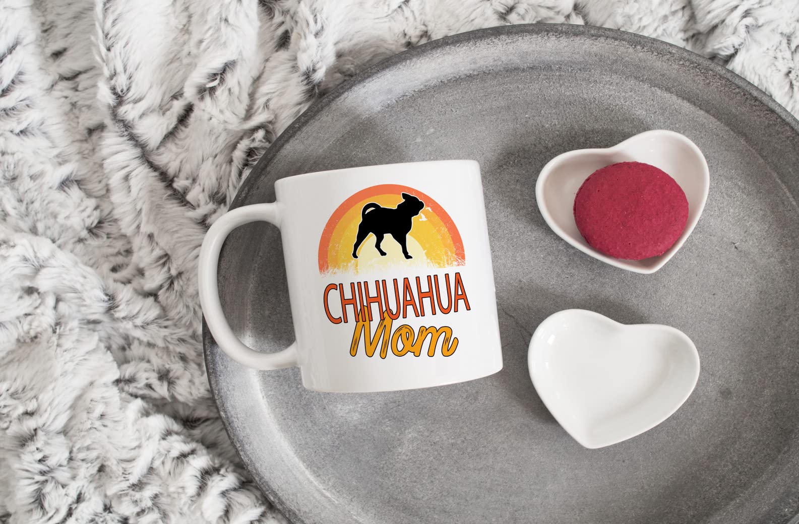 Chihuahua Mom Coffee Mug - Best Dog Lover Gift for Family, Coworkers, Father & Mother - Perfect for Holidays, New Year & Birthday - Cute Pet-Themed Ceramic Cup for Coffee, Tea & Hot Drinks at Home or Office
