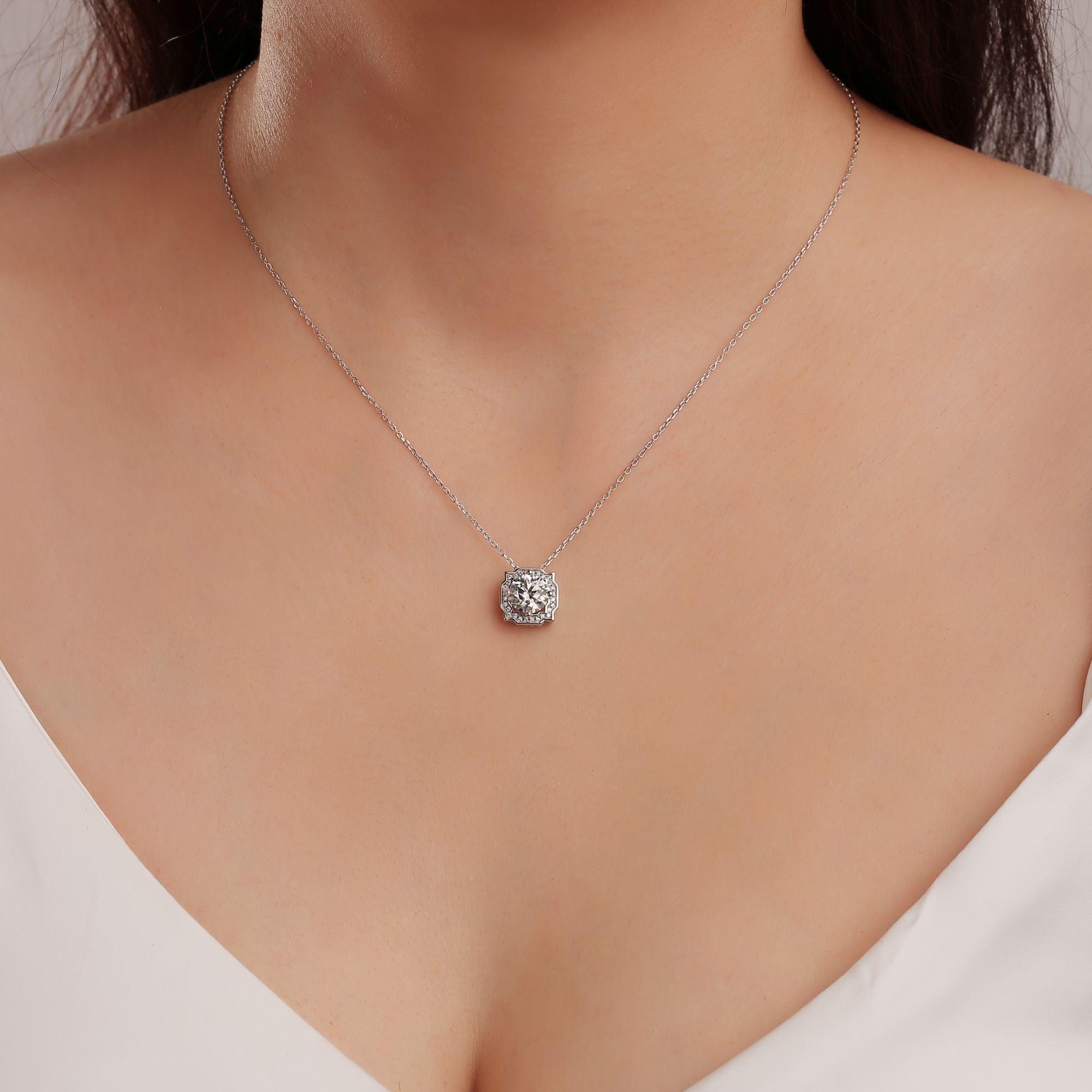 1 Carat Vintage Round Moissanite Necklace - Classic Solitaire Pendant for Women - Perfect for Weddings, Anniversaries & Special Occasions