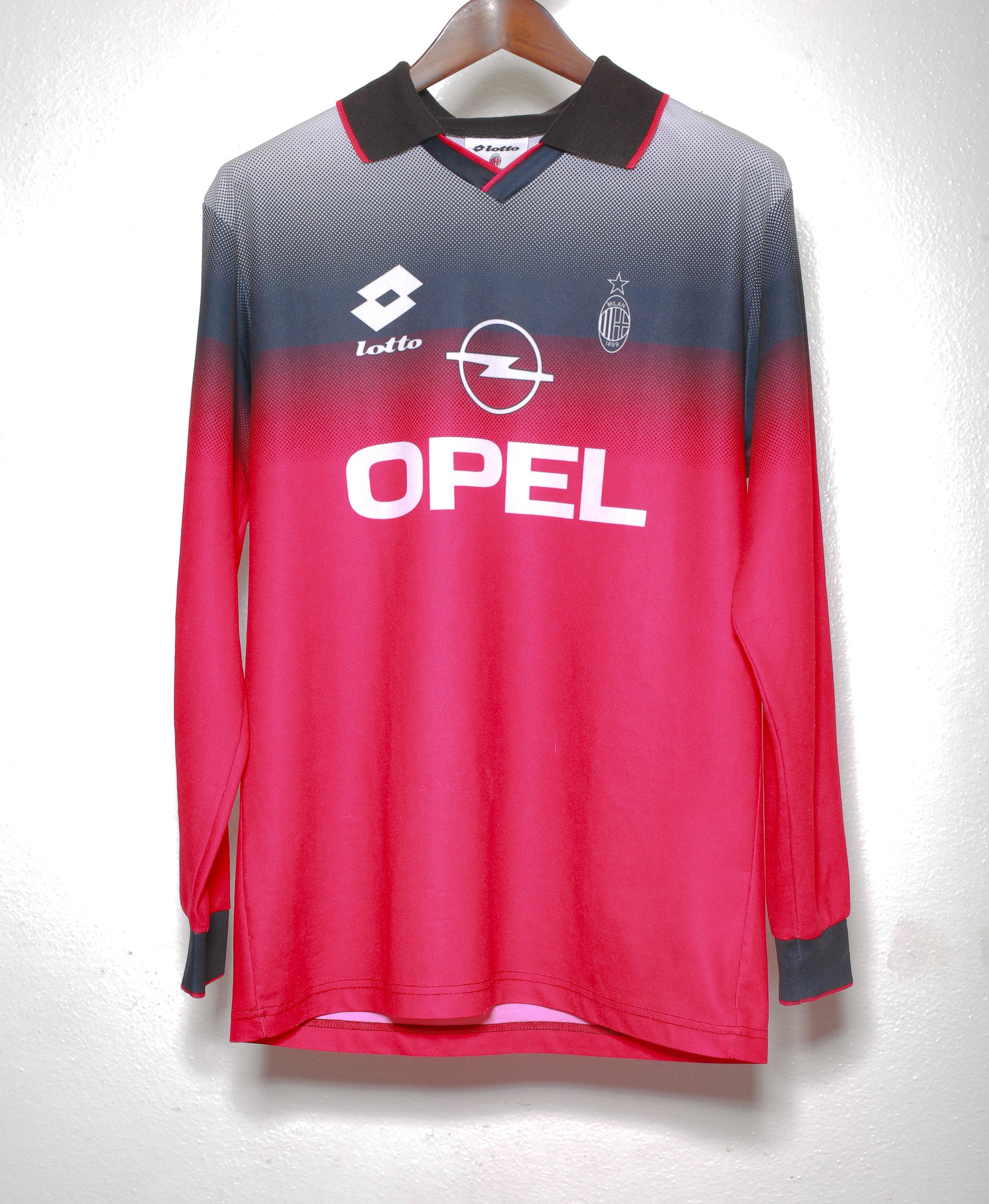 1995 AC Milan Long Sleeve Vintage Soccer Jersey - Authentic Retro Football Training Shirt (Large) - Perfect for Fans, Collectors & Match Day Outfits