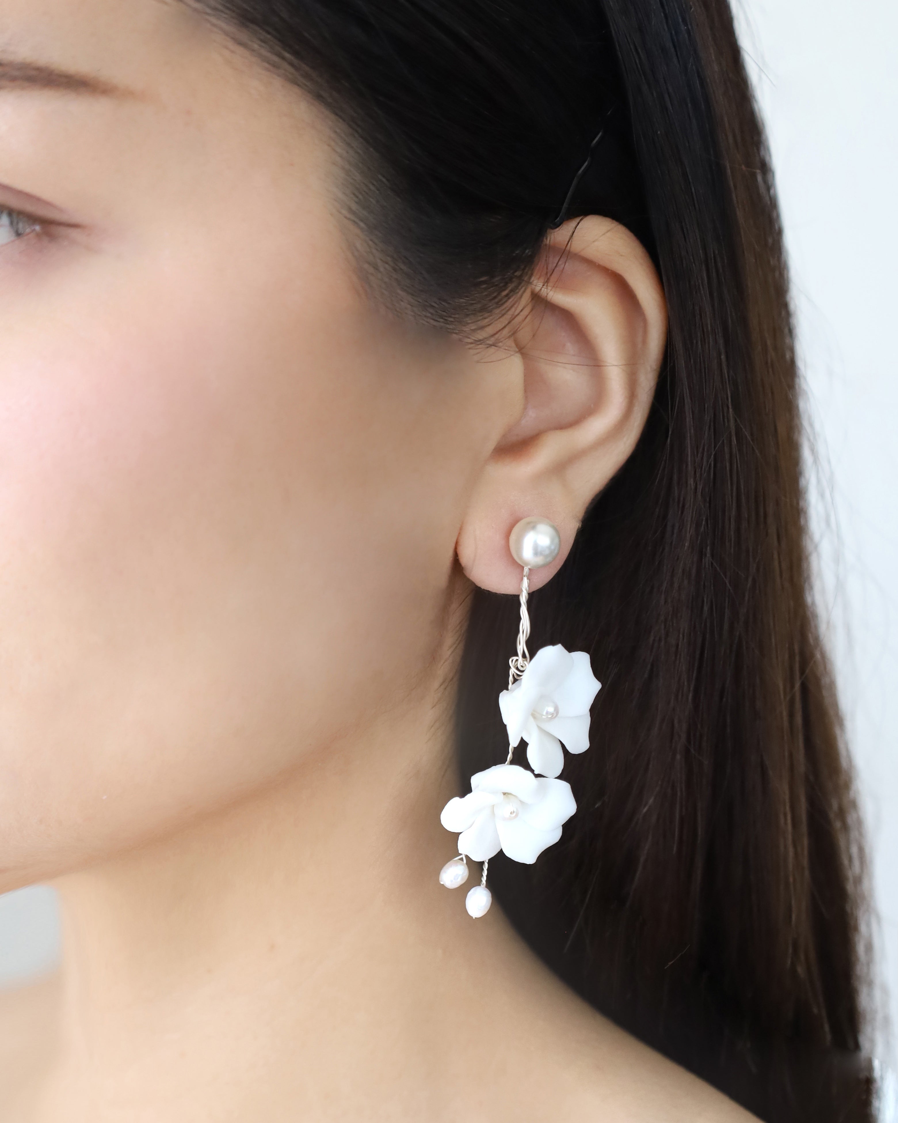Alaya Elegant Gold Hoop Earrings for Women - Trendy Dangle Earrings for Everyday Wear & Special Occasions