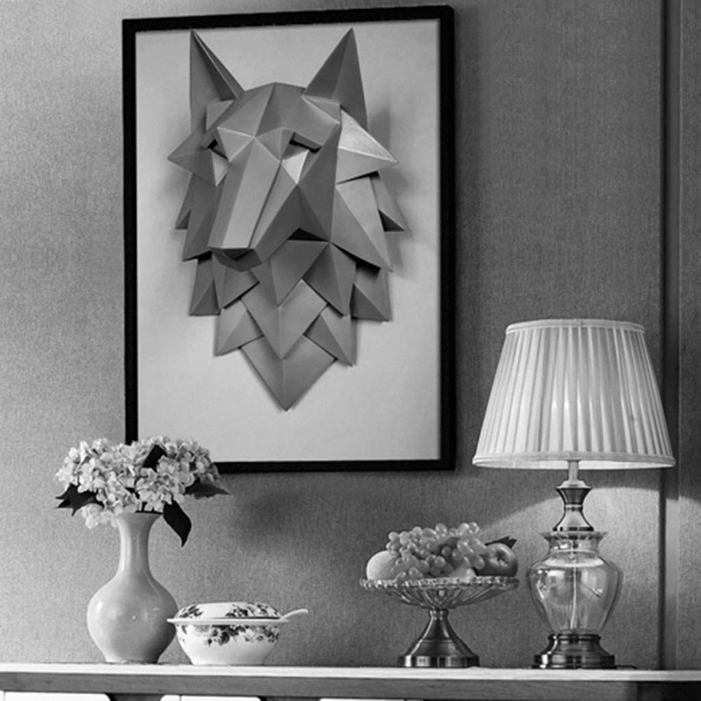 Wolf Head Wall Decor - Geometric Animal Sculpture for Bar & Home - Black Metal Wolf Head Wall Hanging (24x20x35cm) - Unique Wall Art for Man Cave, Living Room & Office Decor