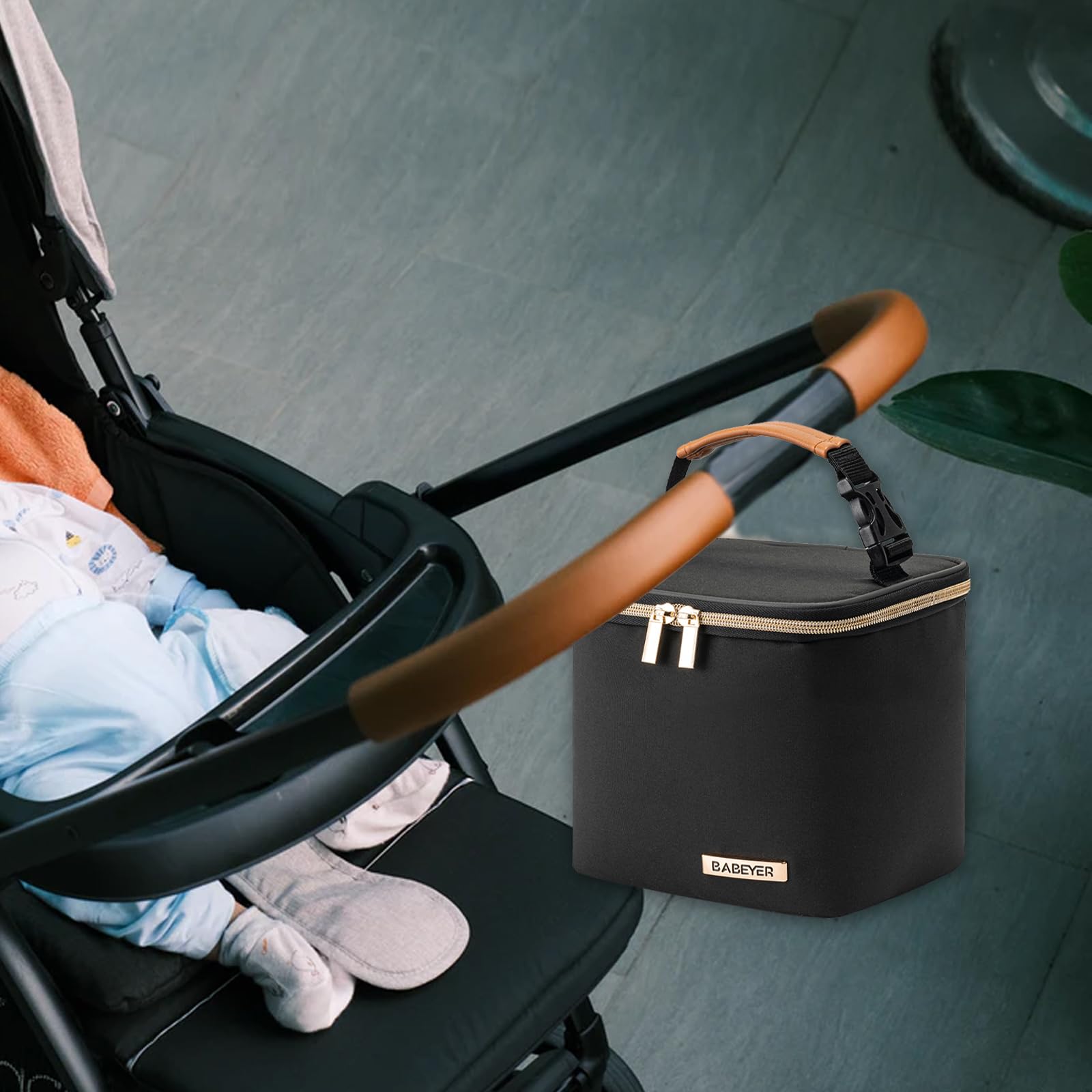 Insulated Bottle Cooler Bag with Ice Pack - Fits 4 Large 5oz Baby Bottles, Perfect for Nursing Moms & Daycare - Black | Ideal for Breastmilk Storage, Baby Formula Transport & On-the-Go Temperature Control