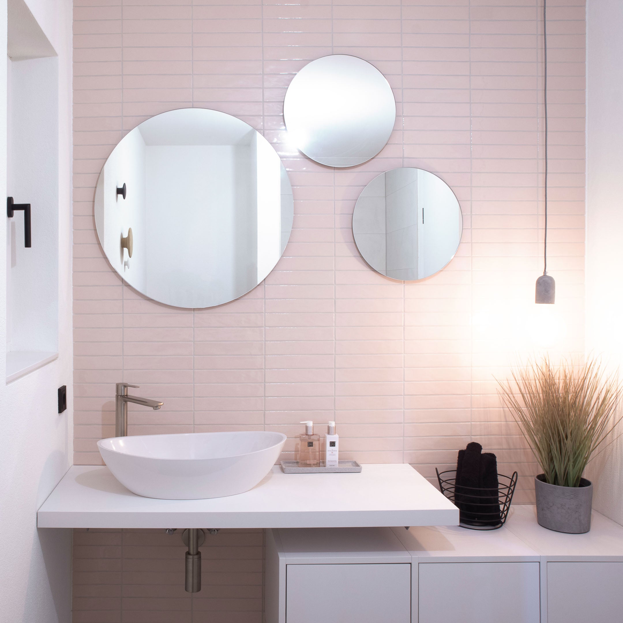 Vernici - Premium Italian Paints for Home & Furniture | High-Quality, Durable & Eco-Friendly Paints for Walls, Wood & DIY Projects
