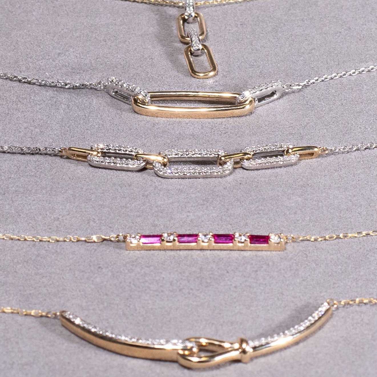 10k Yellow Gold Interlocking Diamond Oval Pendant with 7-Link Chain Necklace - Elegant Jewelry for Women, Perfect Gift for Anniversary, Valentine's Day & Special Occasions