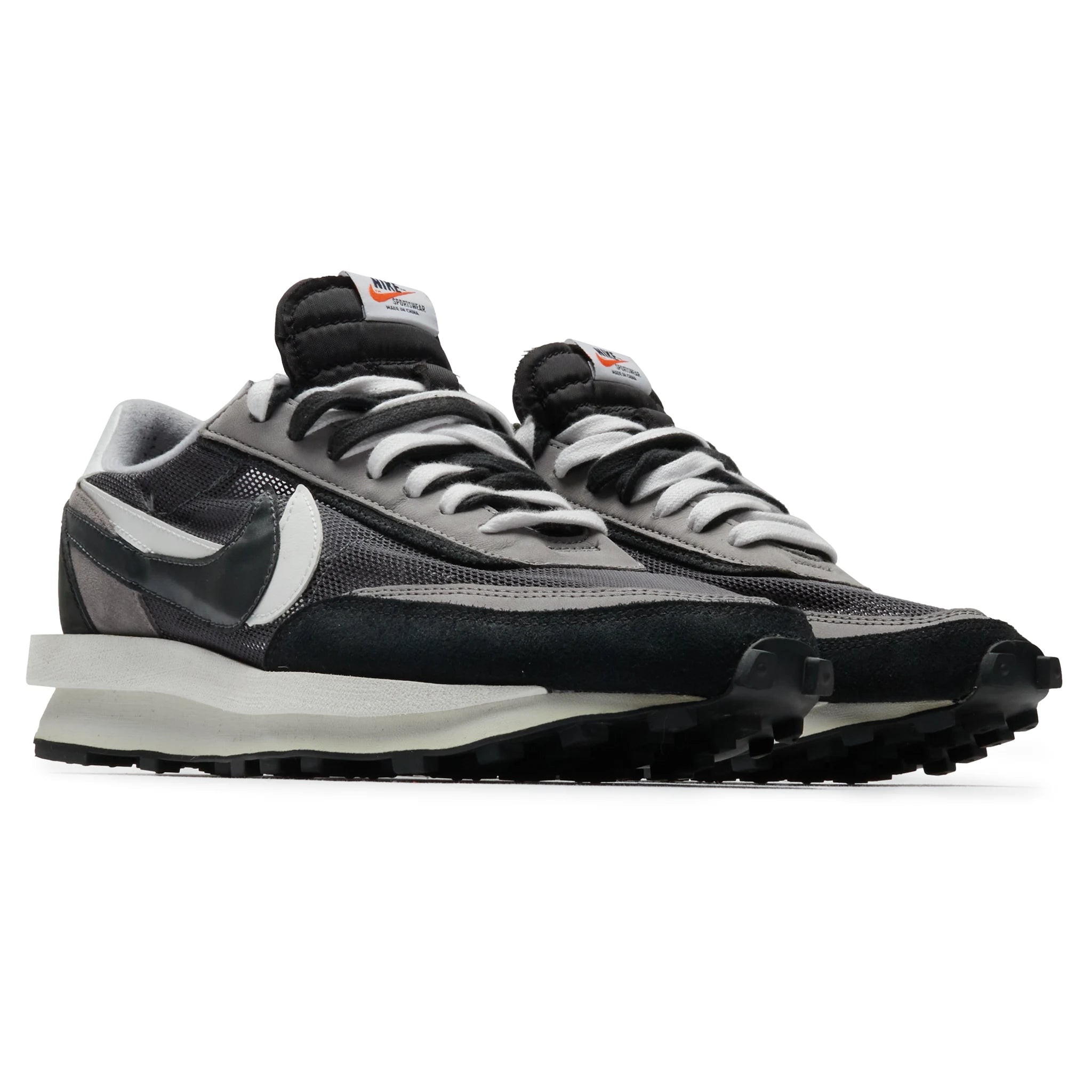 Authentic Pre-Owned Nike x Sacai LD Waffle Black Sneakers - Stylish & Comfortable for Running, Gym & Streetwear Fashion