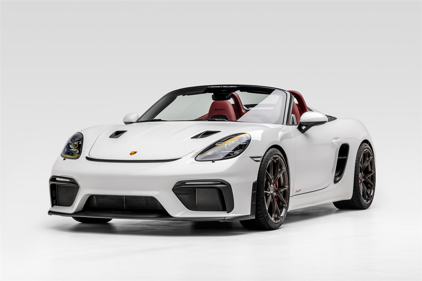 Porsche 718 Spyder VFA 103 Diecast Model Car - 1:18 Scale Collectible Toy for Adults & Kids - Perfect for Display, Gifts & Car Enthusiast Collections