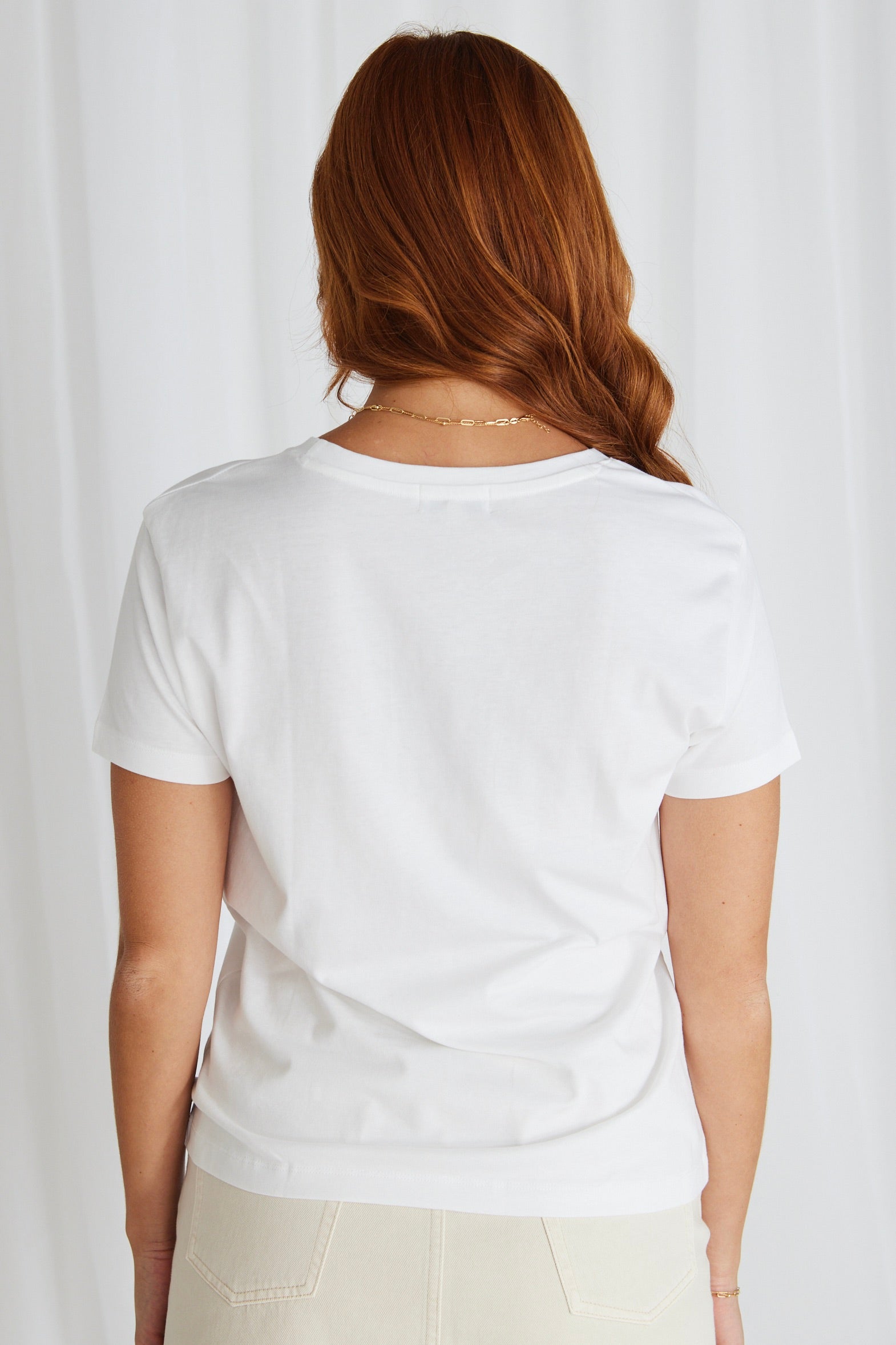 Stylish White Classic Organic Cotton T-Shirt for Men & Women - Perfect for Casual Wear, Gym, and Everyday Outfits