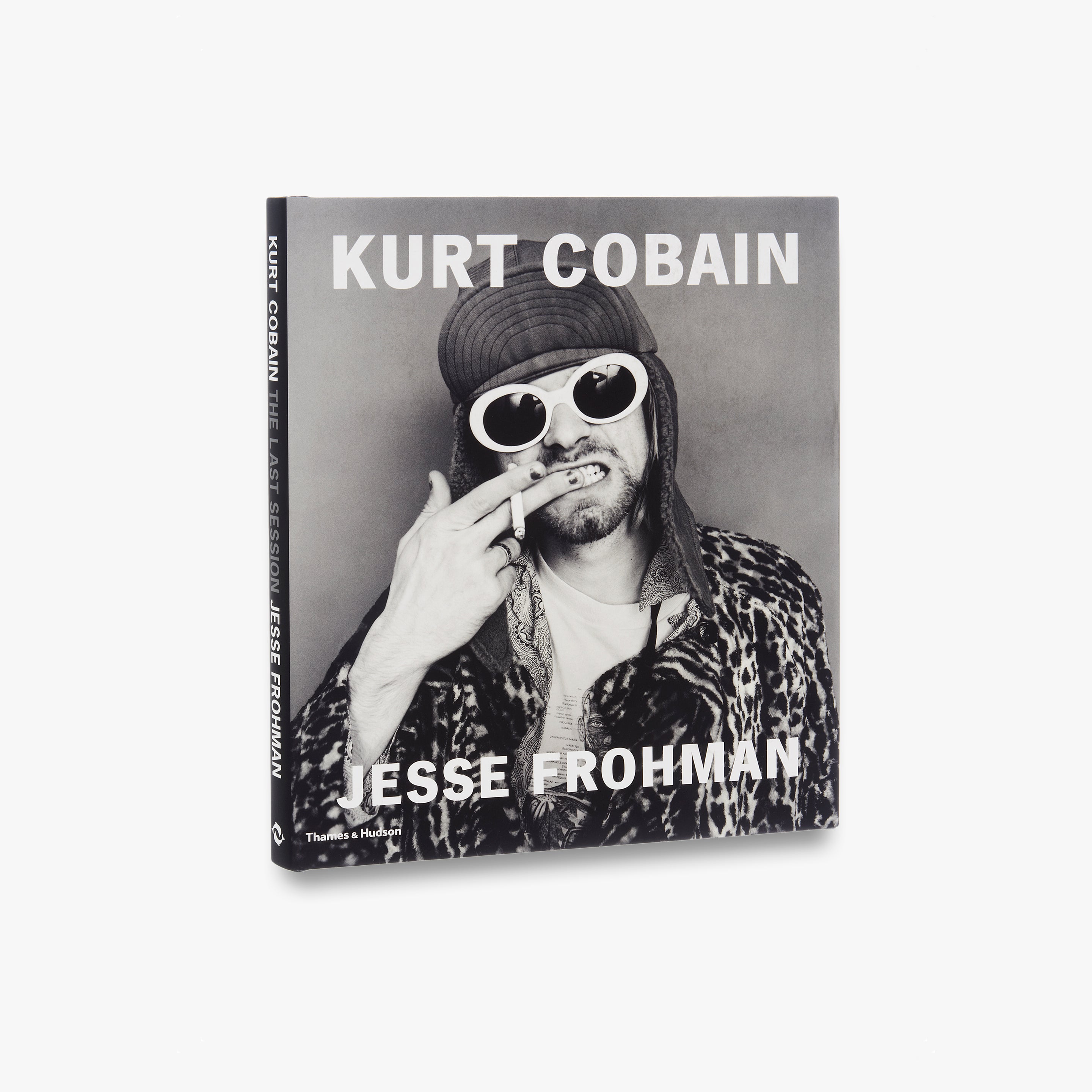 Kurt Cobain T-Shirt - Vintage Grunge Band Tee for Men & Women | Perfect for Concerts, Casual Wear & Music Fans